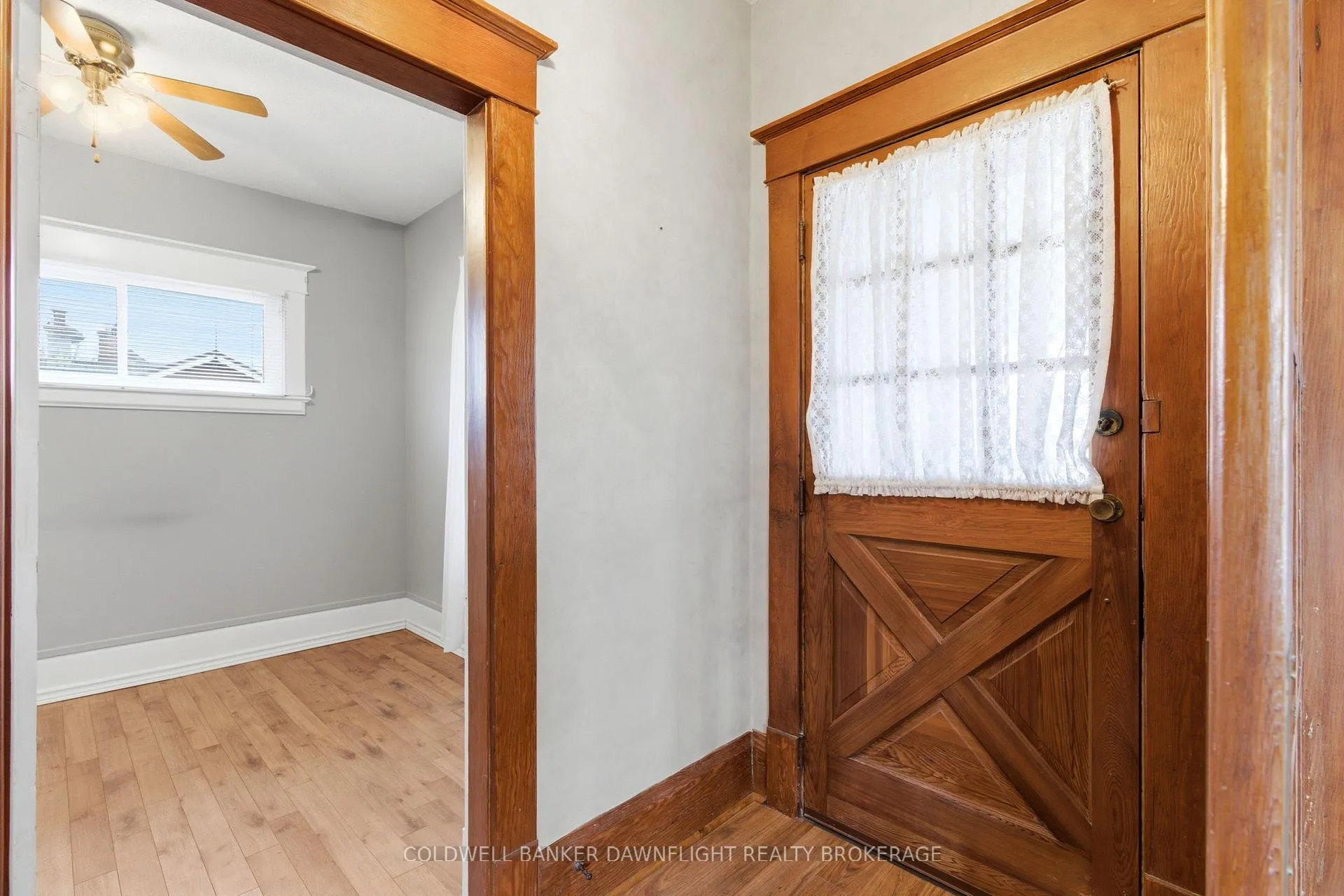 Photo 7 of 484 Carling Street, South Huron, Exeter — HOMEH
