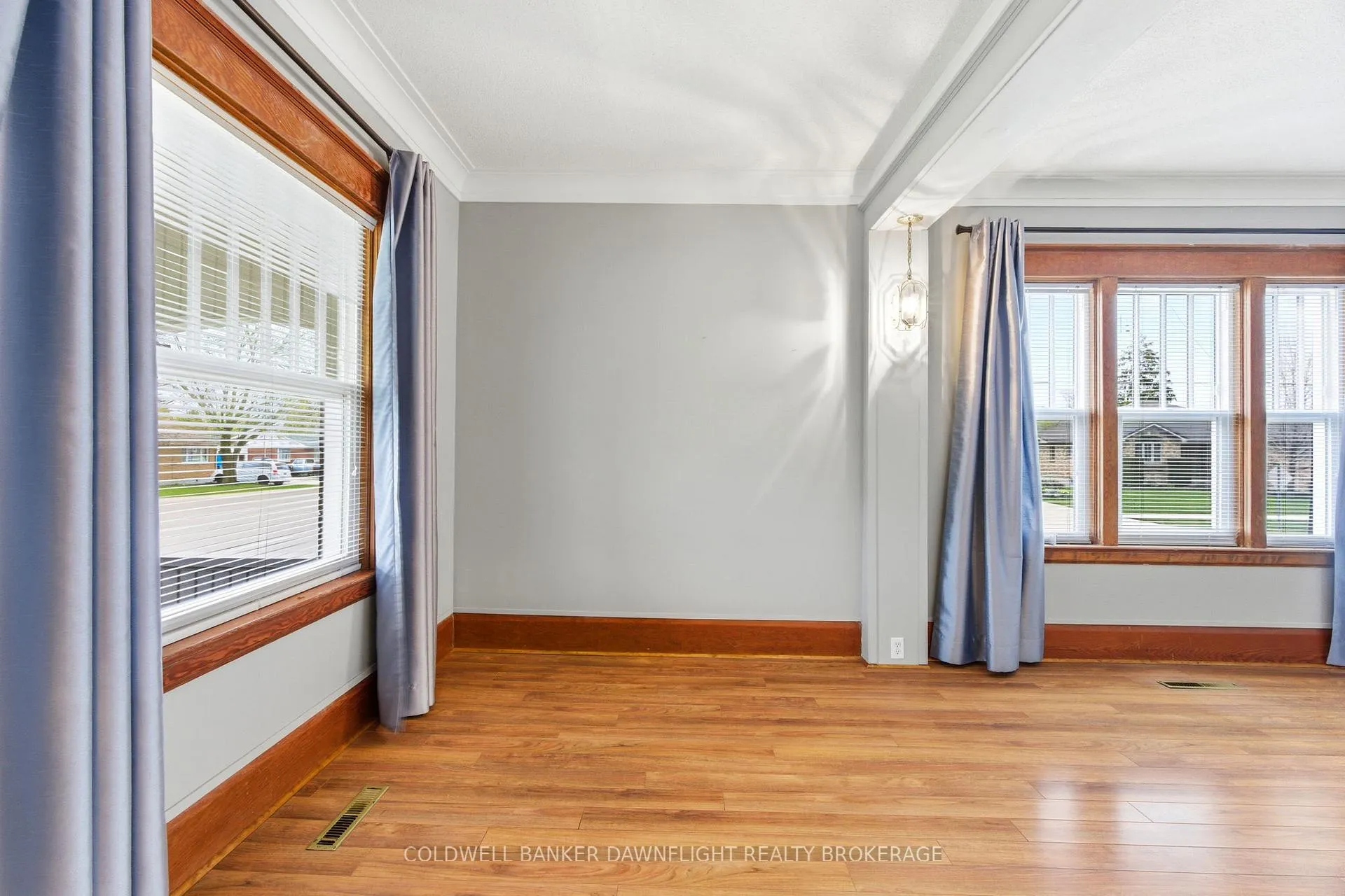 Photo 8 of 484 Carling Street, South Huron, Exeter — HOMEH