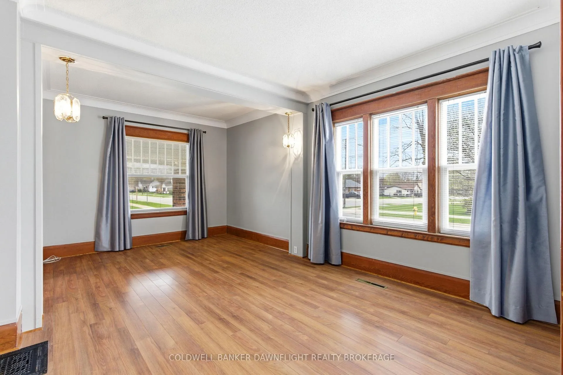 Photo 11 of 484 Carling Street, South Huron, Exeter — HOMEH