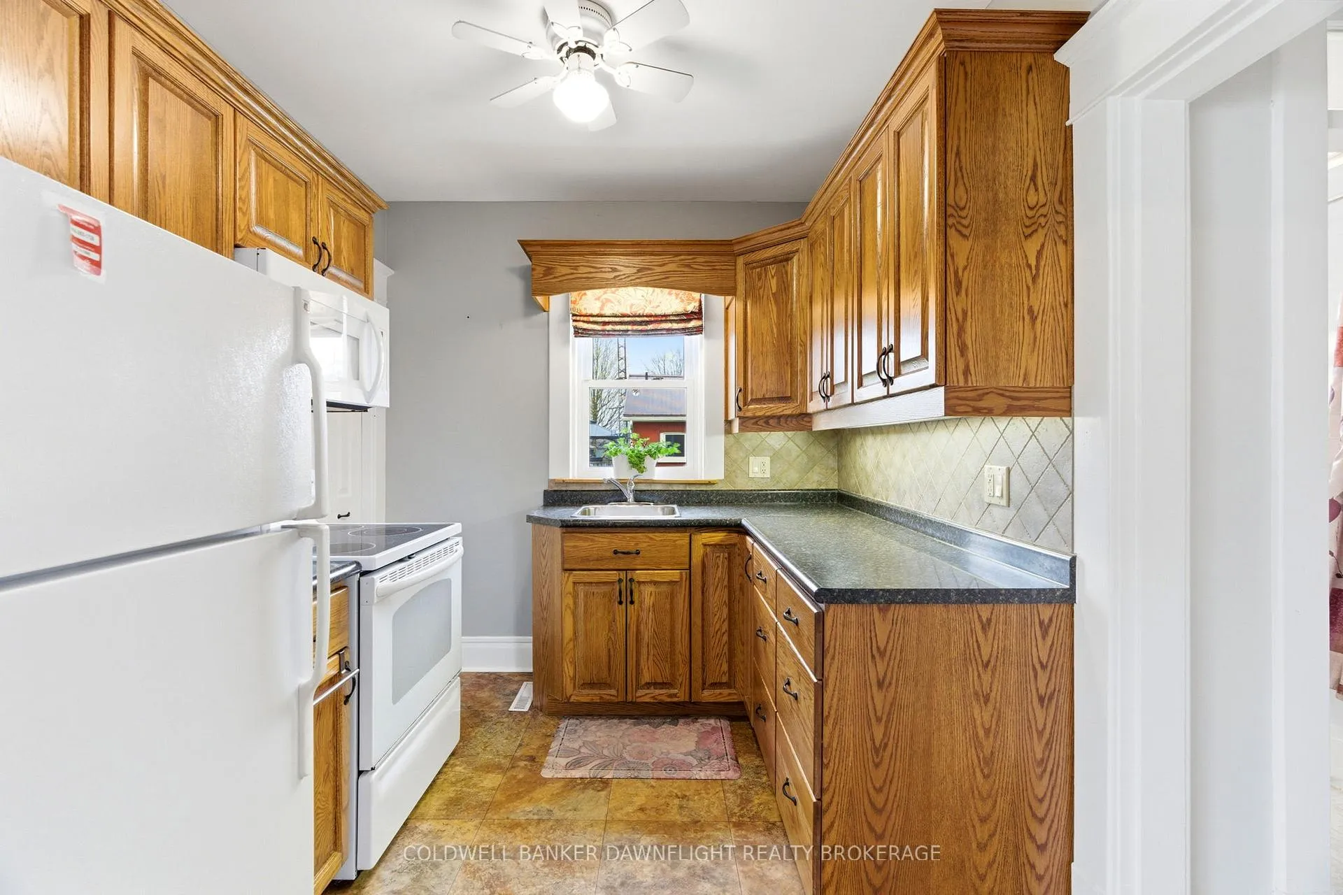 Photo 18 of 484 Carling Street, South Huron, Exeter — HOMEH