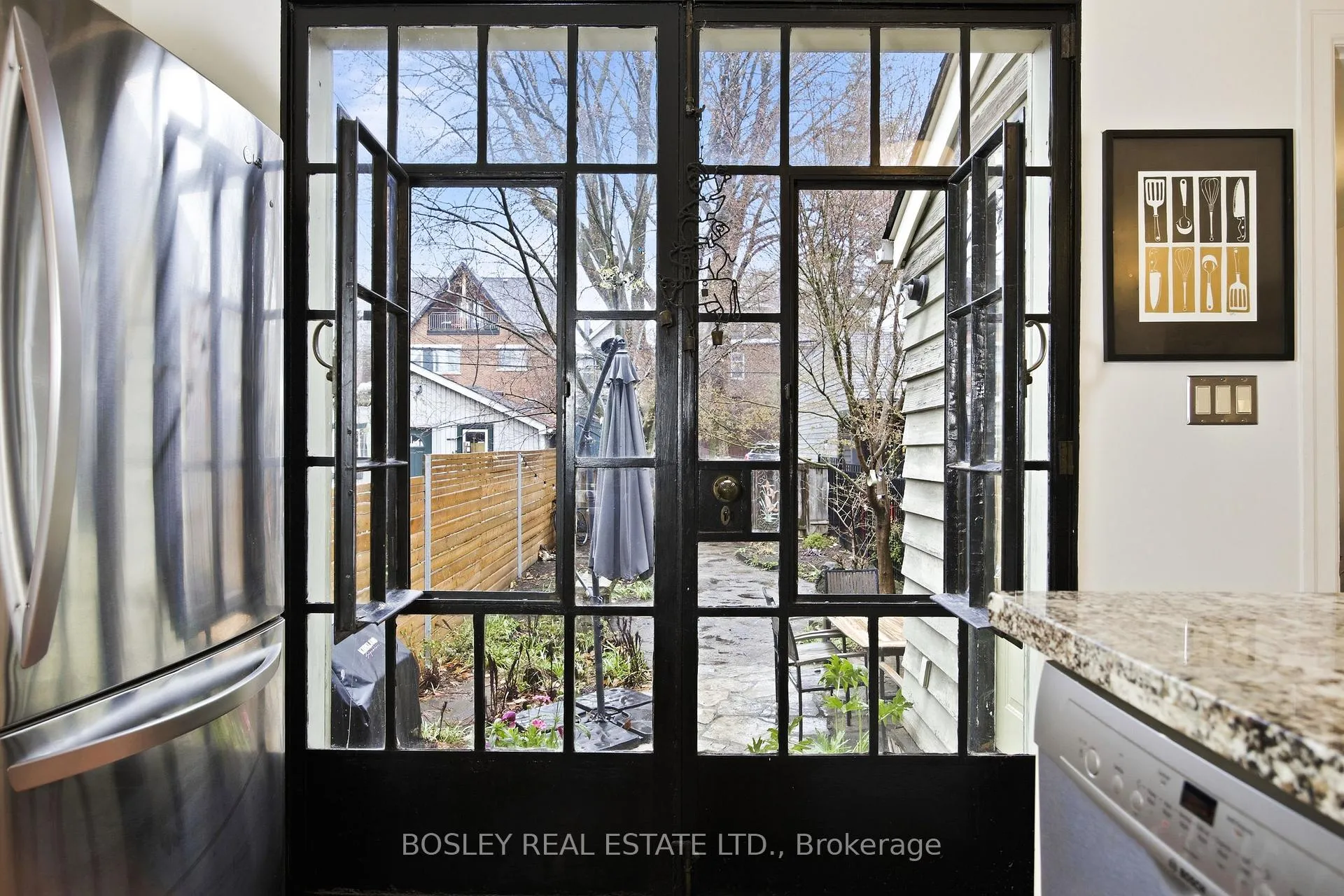 Photo 17 of 52 Fermanagh Avenue, Toronto, Roncesvalles — HOMEH