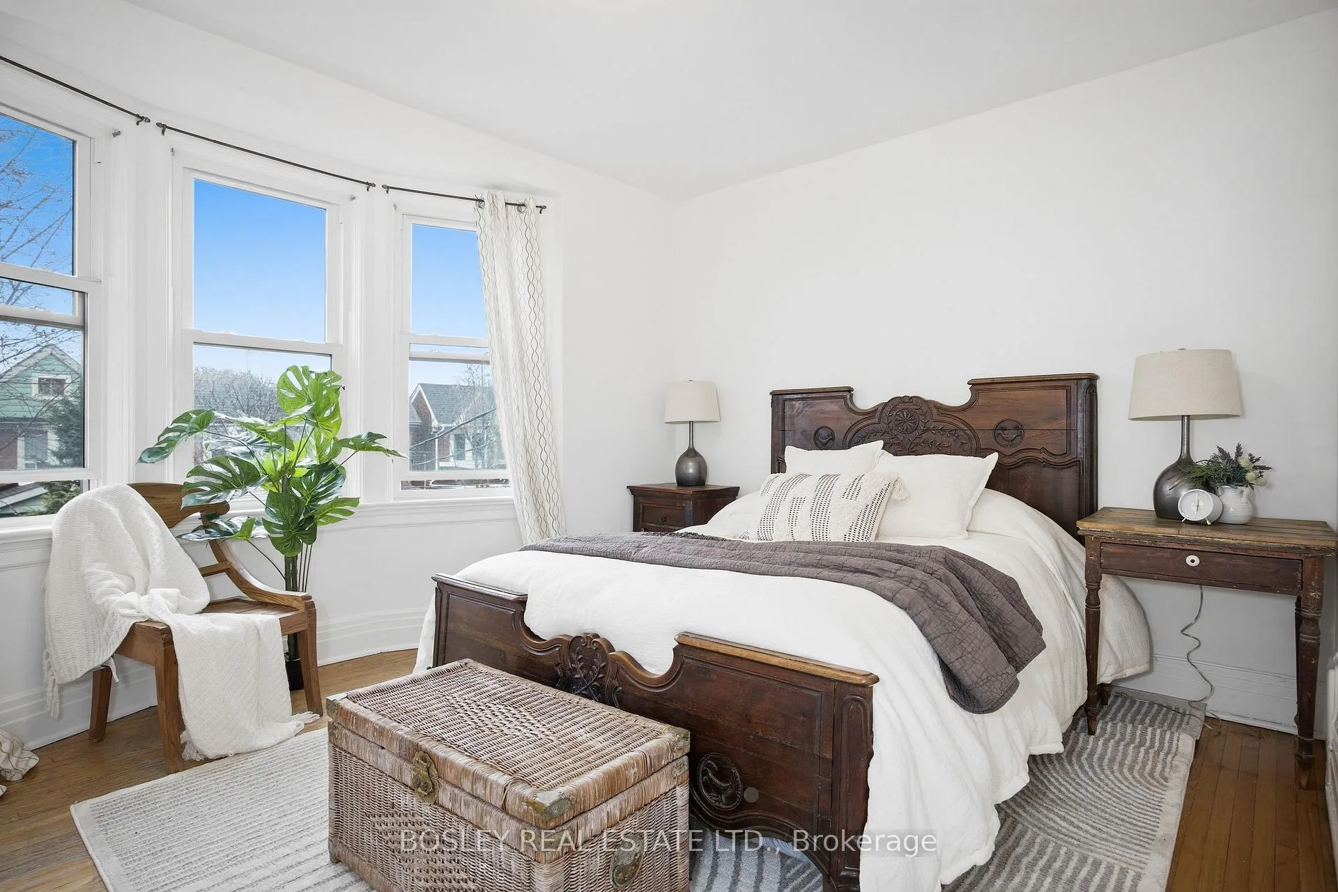 Photo 20 of 52 Fermanagh Avenue, Toronto, Roncesvalles — HOMEH