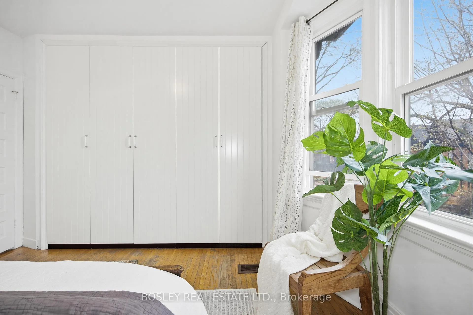 Photo 22 of 52 Fermanagh Avenue, Toronto, Roncesvalles — HOMEH