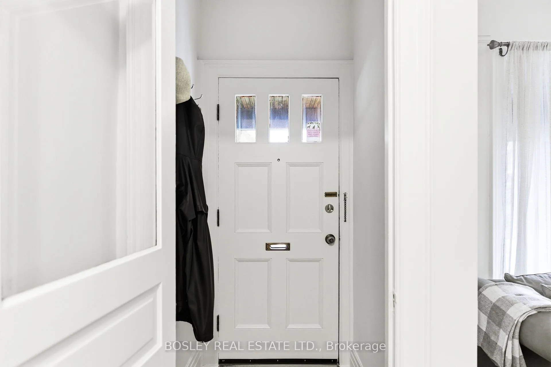 Photo 43 of 52 Fermanagh Avenue, Toronto, Roncesvalles — HOMEH