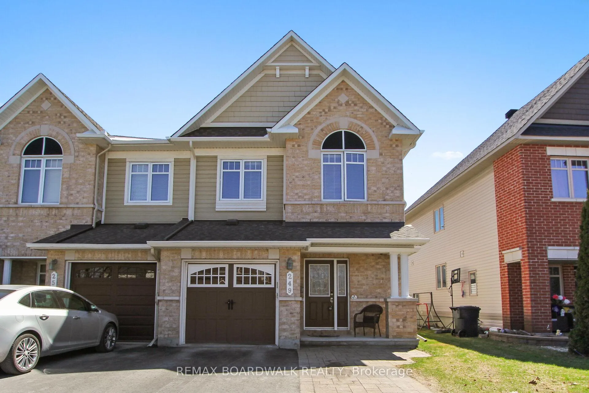 Photo 1 of 249 Garrity Crescent, Ottawa, Barrhaven - Strandherd — HOMEH