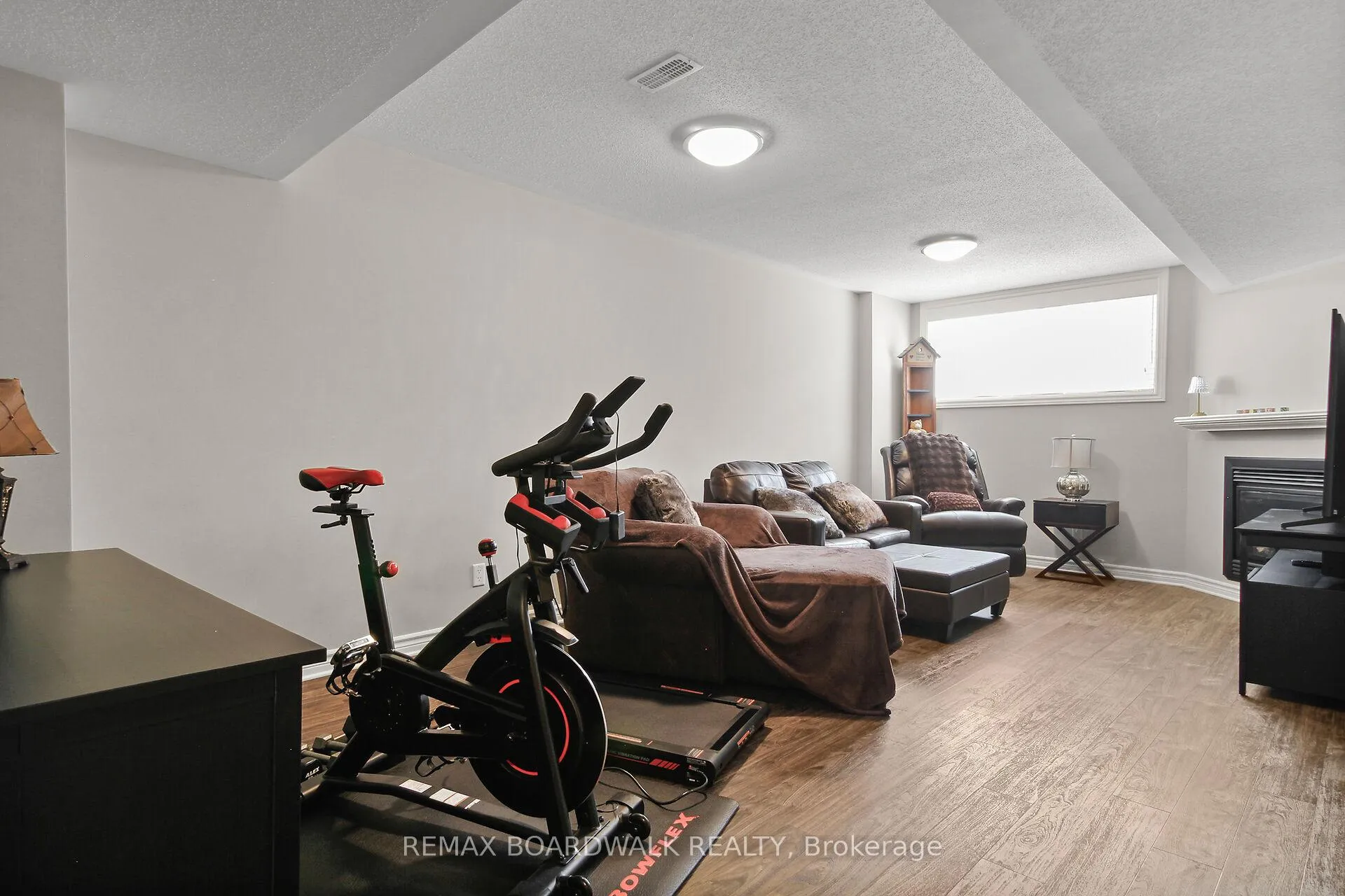 Photo 23 of 249 Garrity Crescent, Ottawa, Barrhaven - Strandherd — HOMEH