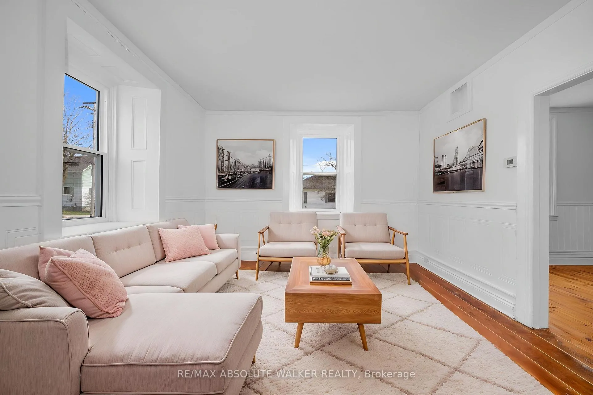 Photo 11 of 297 Park Street E, Prescott — HOMEH