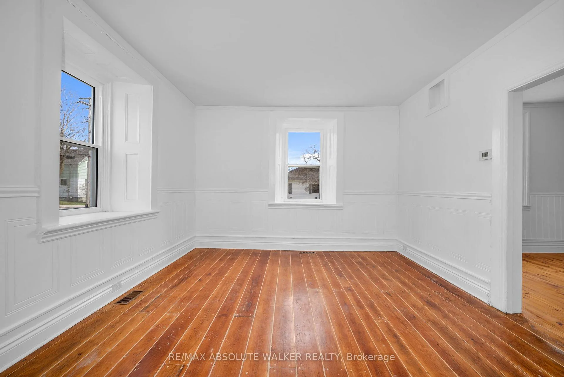 Photo 12 of 297 Park Street E, Prescott — HOMEH