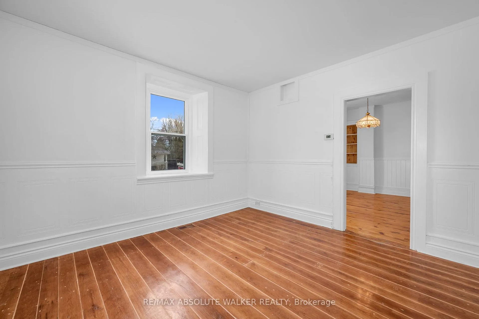 Photo 15 of 297 Park Street E, Prescott — HOMEH