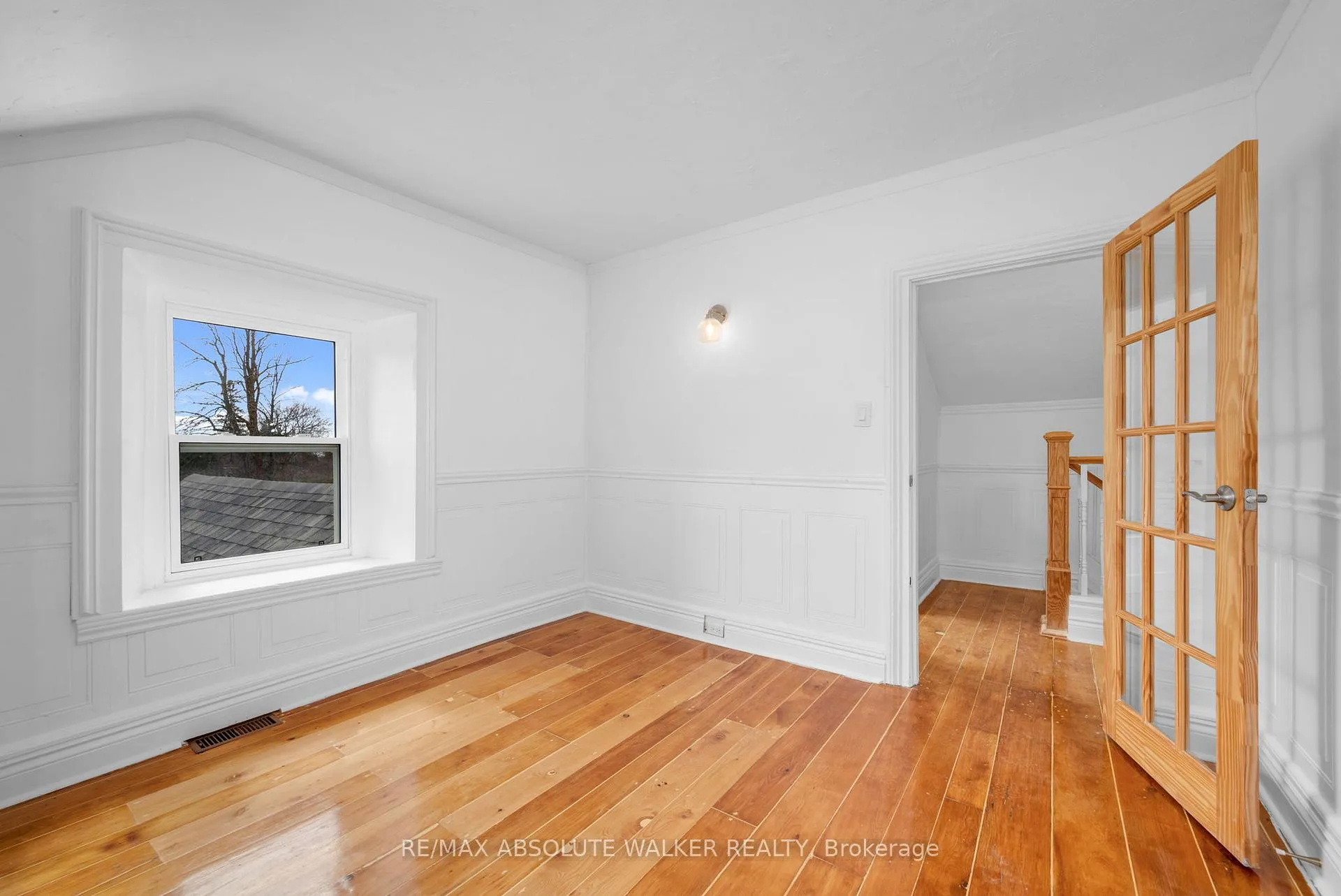 Photo 31 of 297 Park Street E, Prescott — HOMEH
