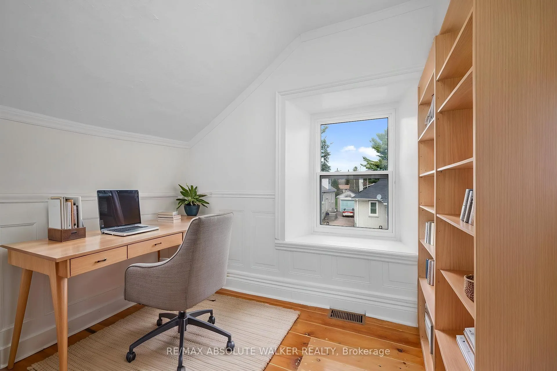 Photo 35 of 297 Park Street E, Prescott — HOMEH