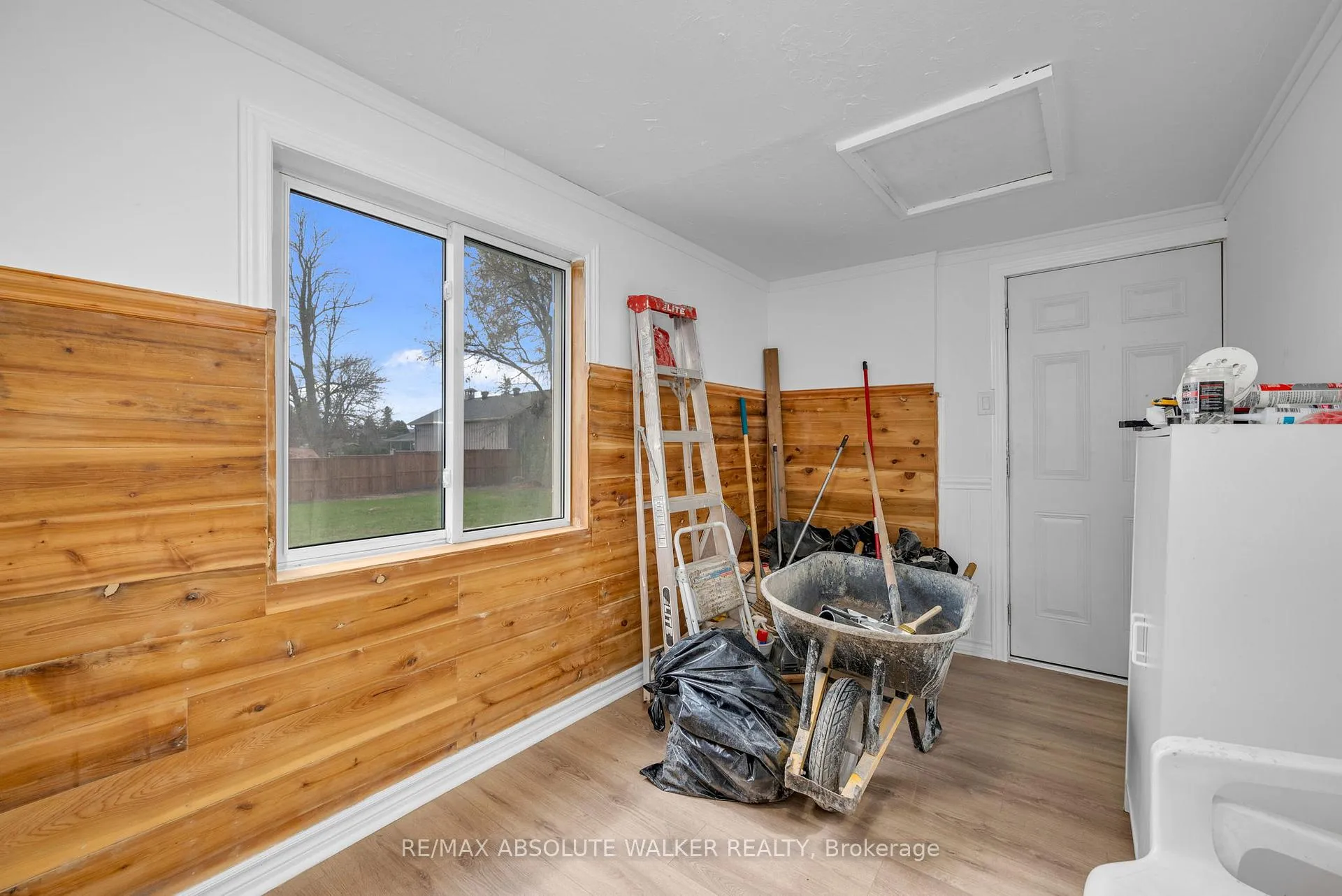 Photo 40 of 297 Park Street E, Prescott — HOMEH