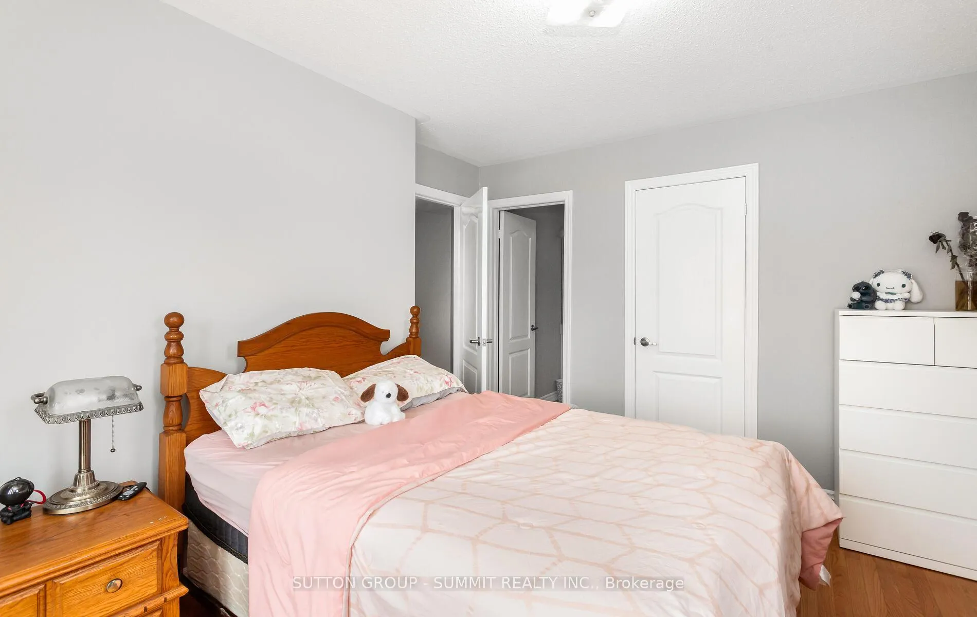 Photo 16 of 10 Elmcrest Drive, Brampton, Credit Valley — HOMEH