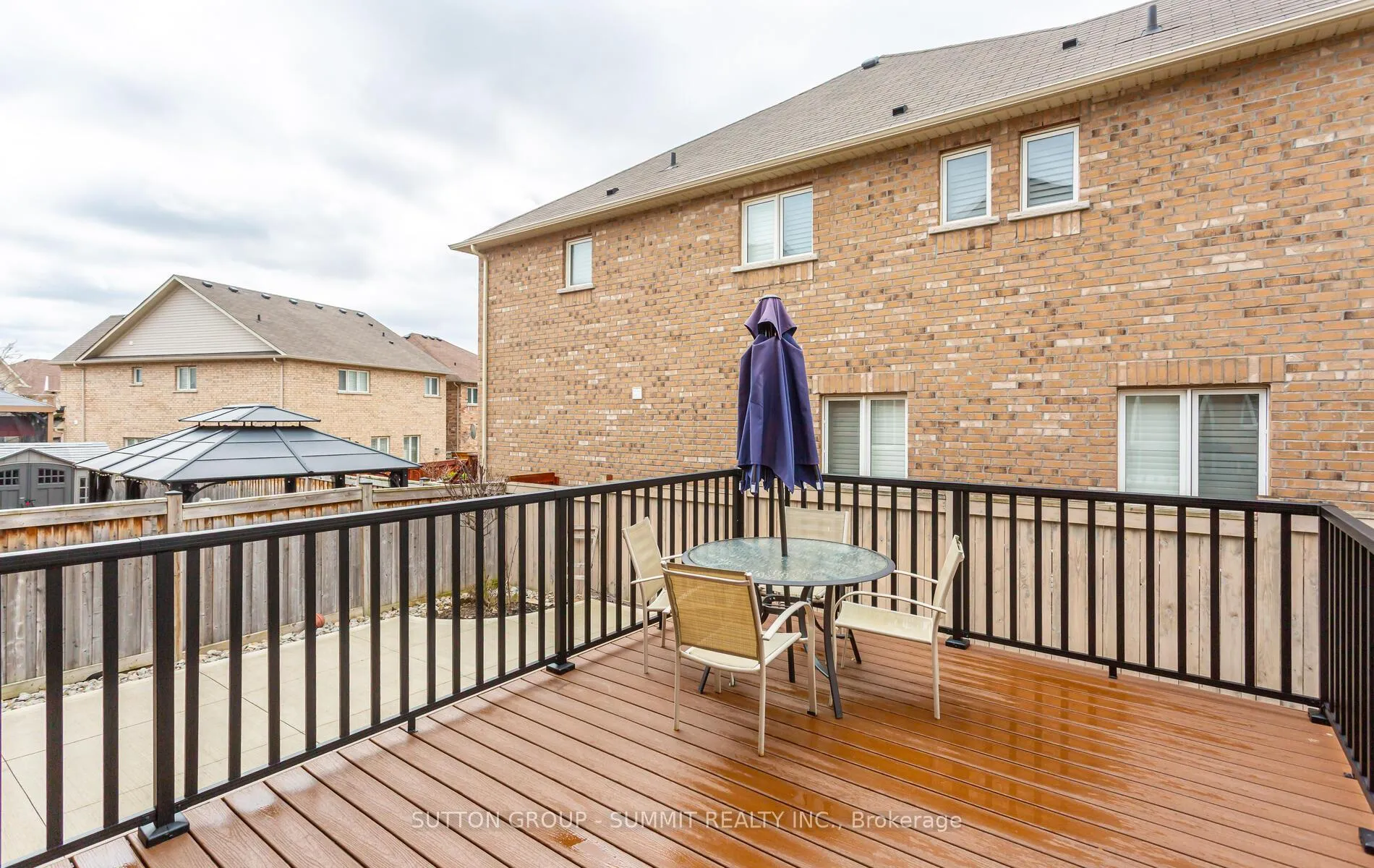 Photo 26 of 10 Elmcrest Drive, Brampton, Credit Valley — HOMEH