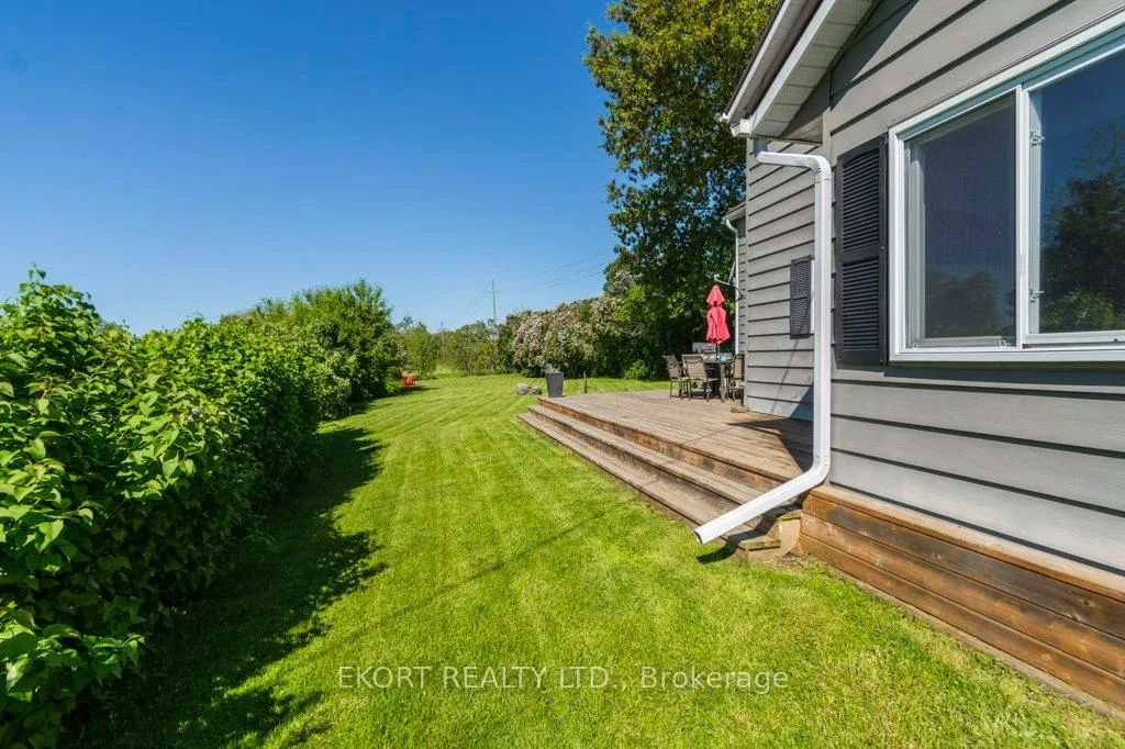 Photo 5 of 86B Herchimer Avenue, Belleville, Belleville Ward — HOMEH