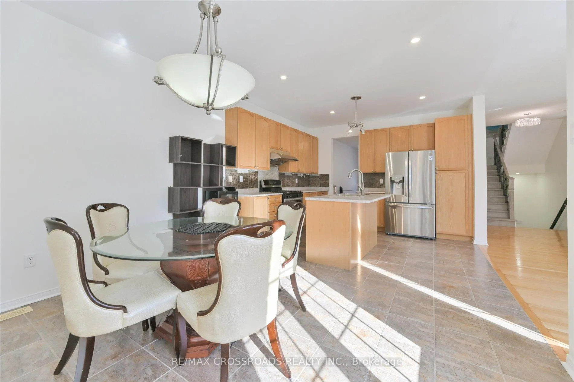 Photo 10 of 76 Shady Oaks Avenue, Markham, Cornell — HOMEH
