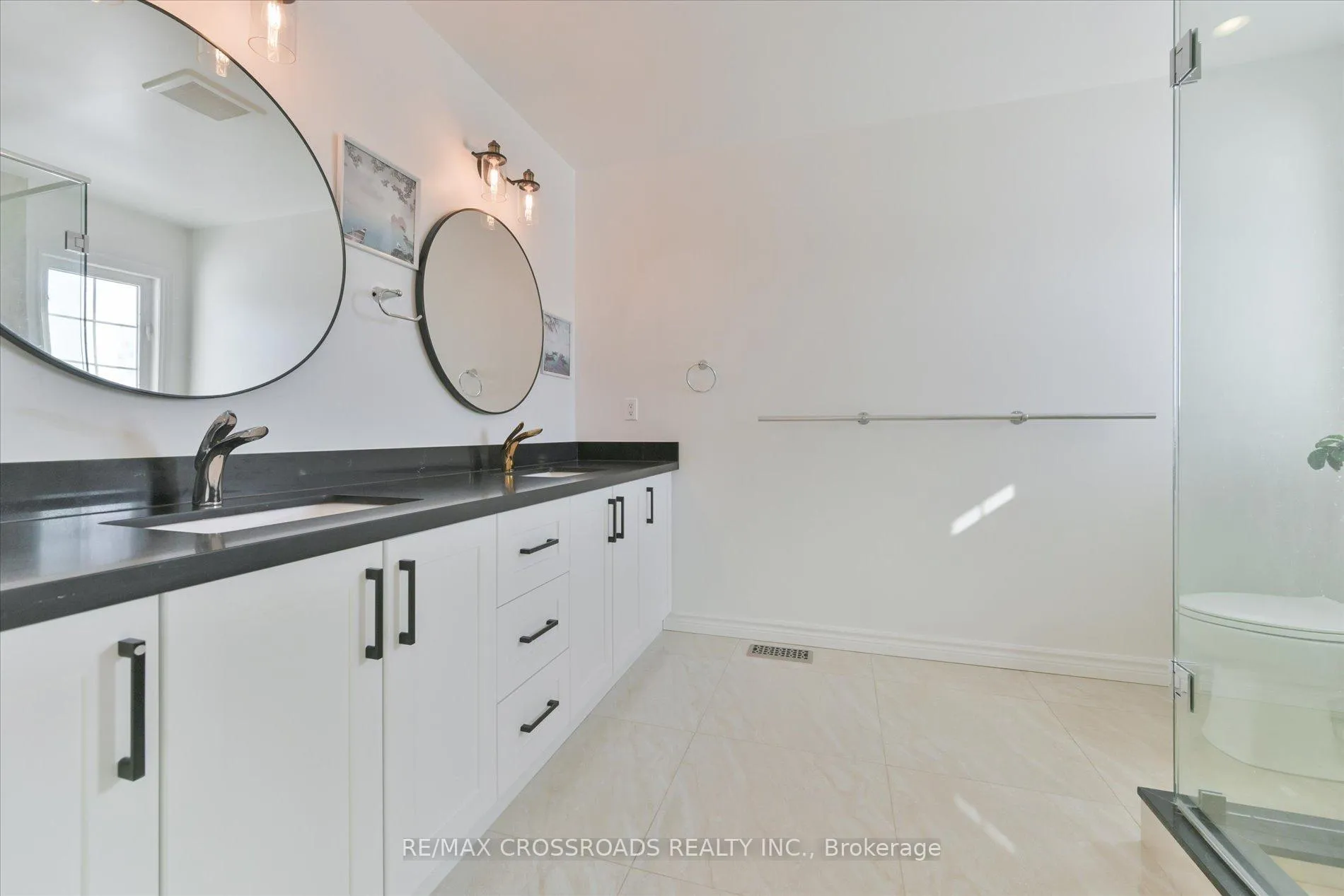 Photo 22 of 76 Shady Oaks Avenue, Markham, Cornell — HOMEH