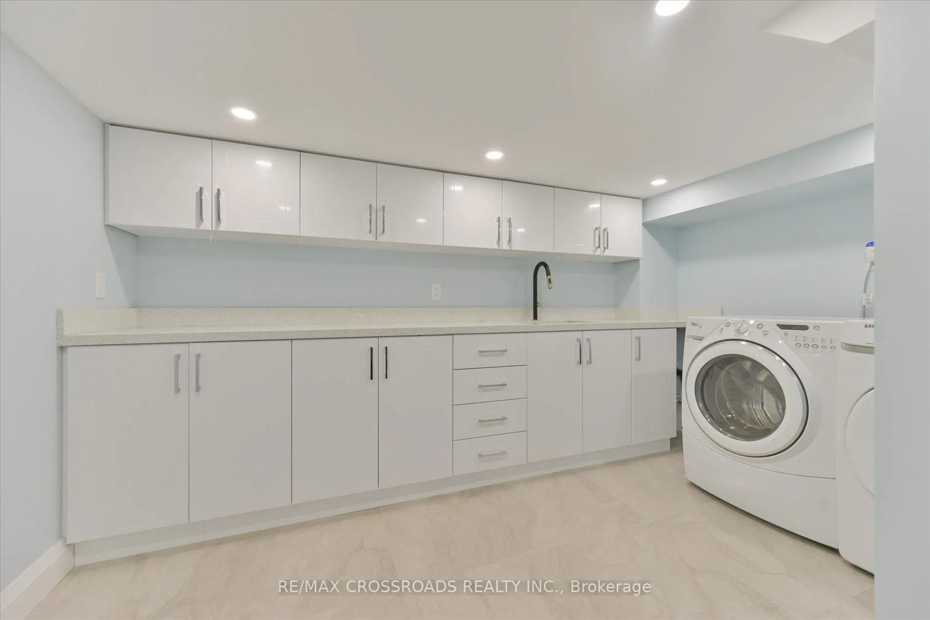 Photo 38 of 76 Shady Oaks Avenue, Markham, Cornell — HOMEH