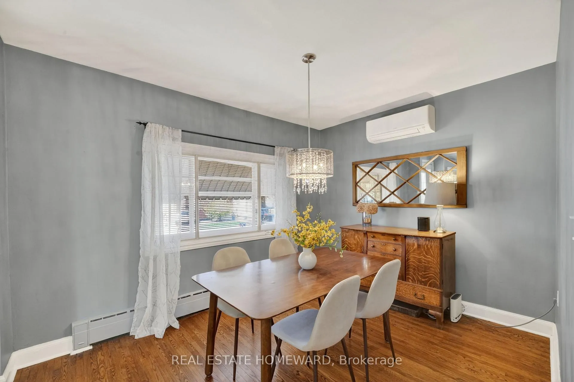 Photo 5 of 15 Bertha Avenue, Scarborough, Clairlea-Birchmount — HOMEH