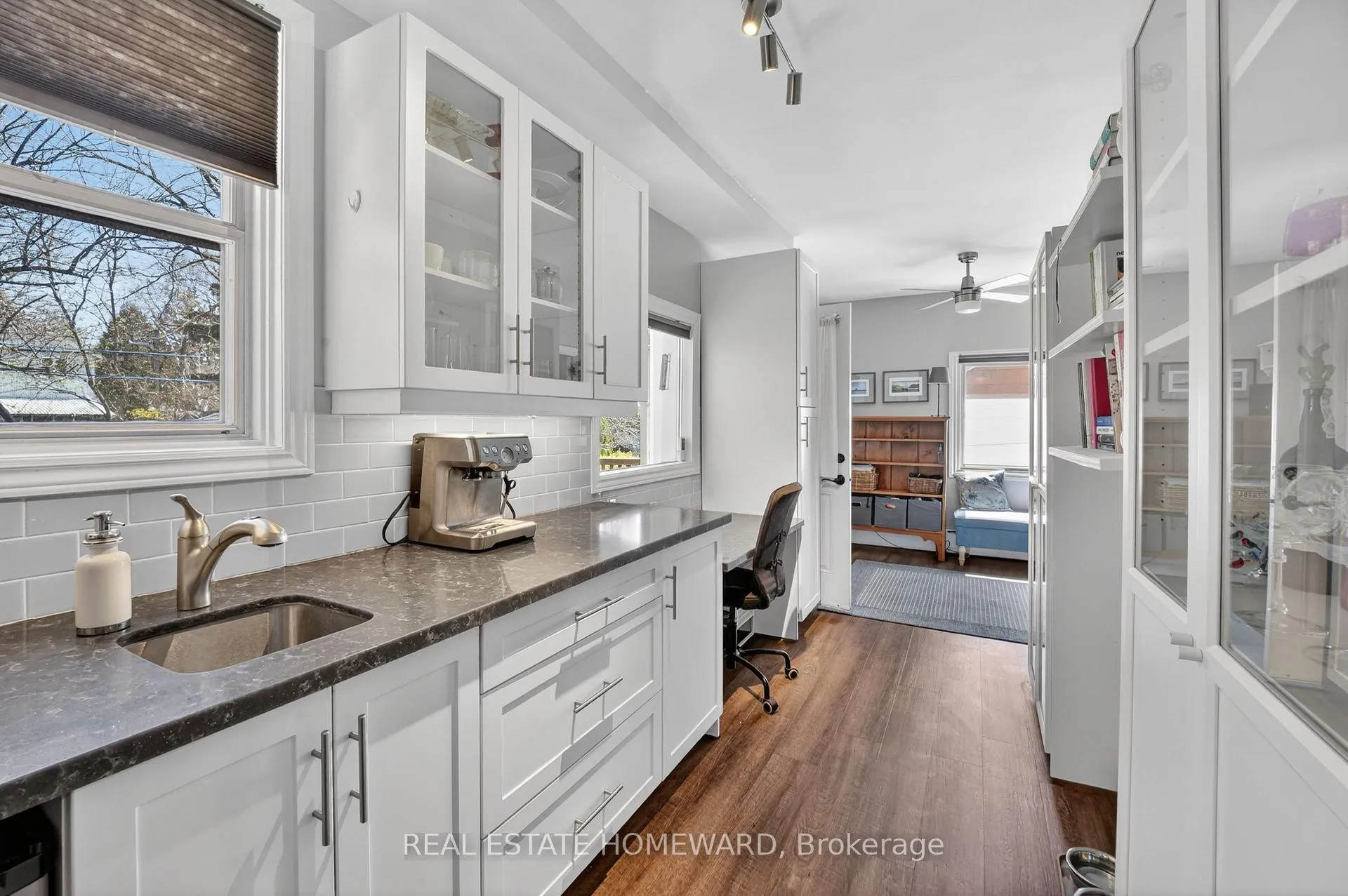Photo 14 of 15 Bertha Avenue, Scarborough, Clairlea-Birchmount — HOMEH