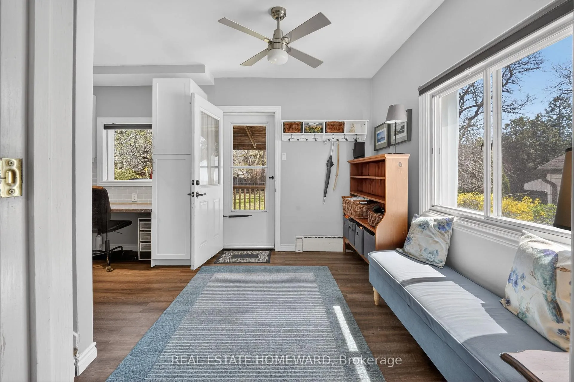 Photo 18 of 15 Bertha Avenue, Scarborough, Clairlea-Birchmount — HOMEH