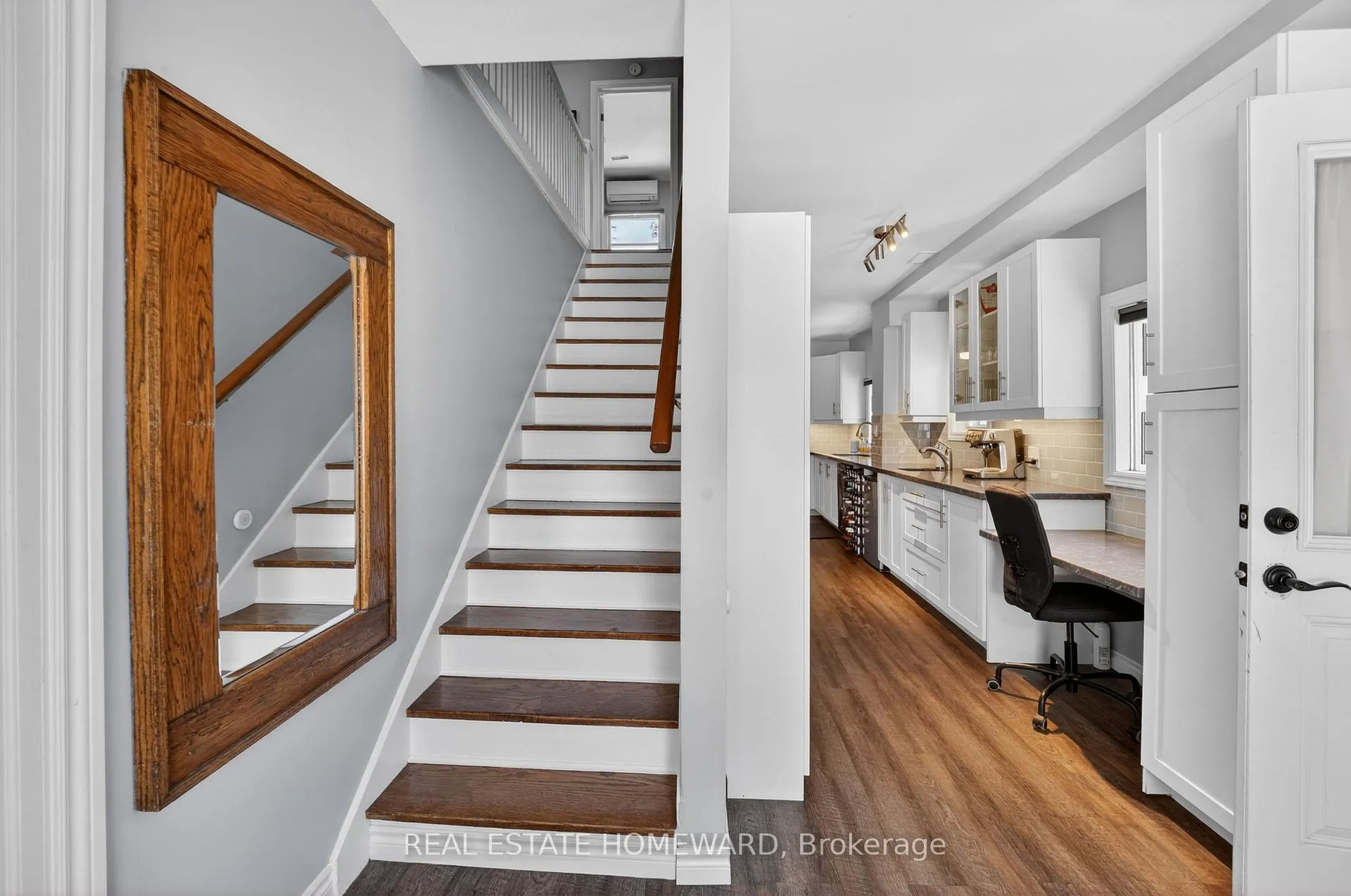 Photo 20 of 15 Bertha Avenue, Scarborough, Clairlea-Birchmount — HOMEH