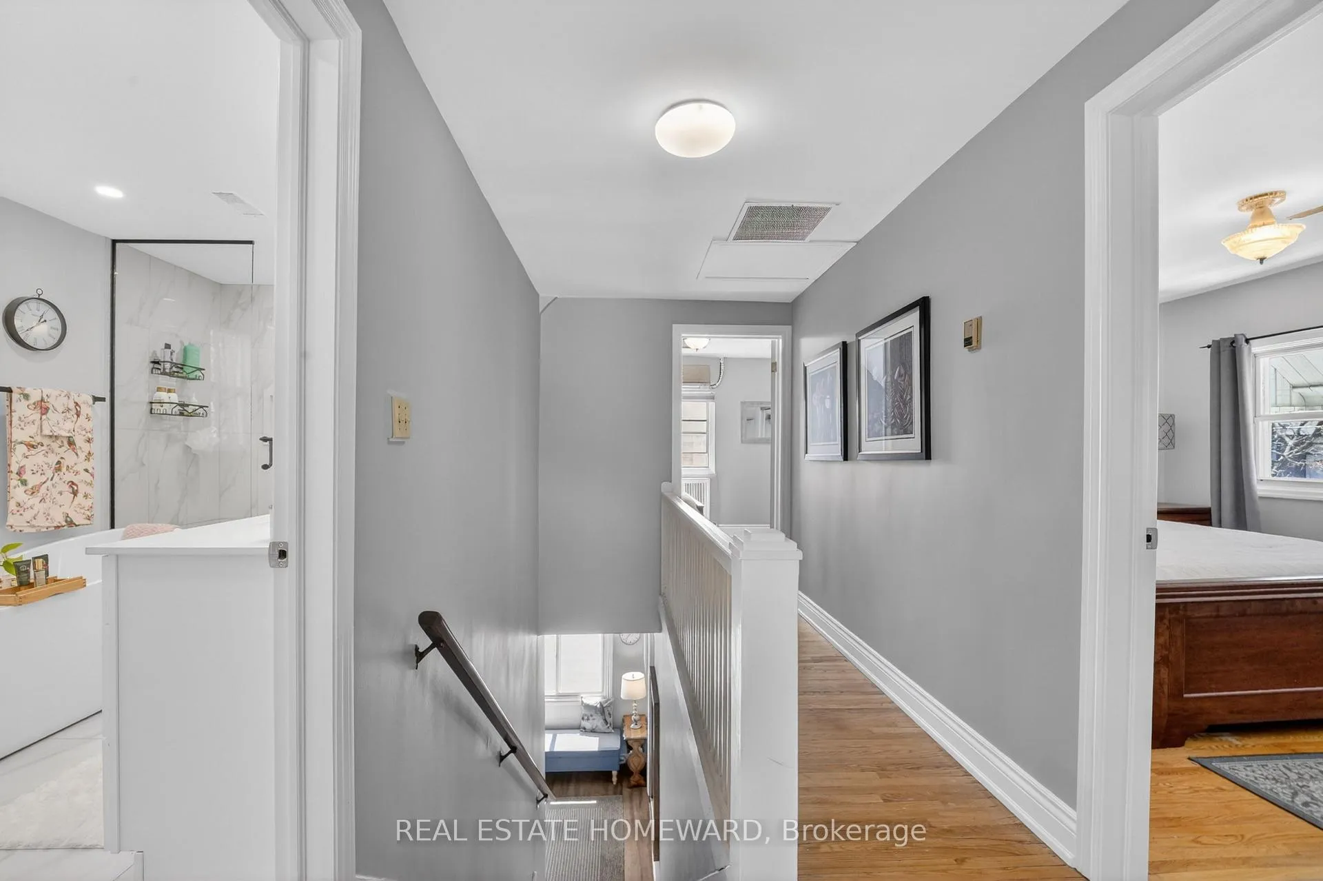 Photo 21 of 15 Bertha Avenue, Scarborough, Clairlea-Birchmount — HOMEH