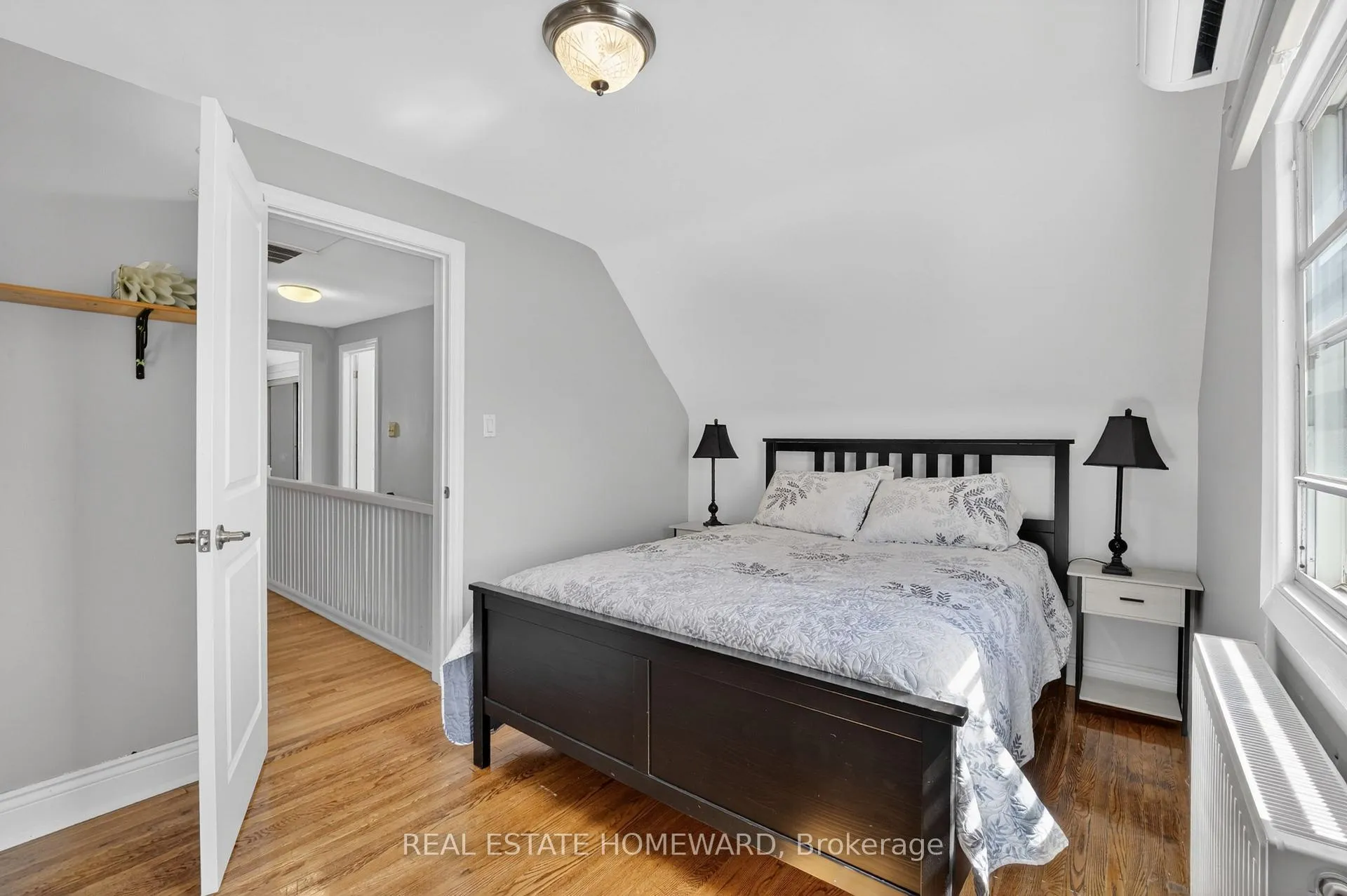 Photo 23 of 15 Bertha Avenue, Scarborough, Clairlea-Birchmount — HOMEH
