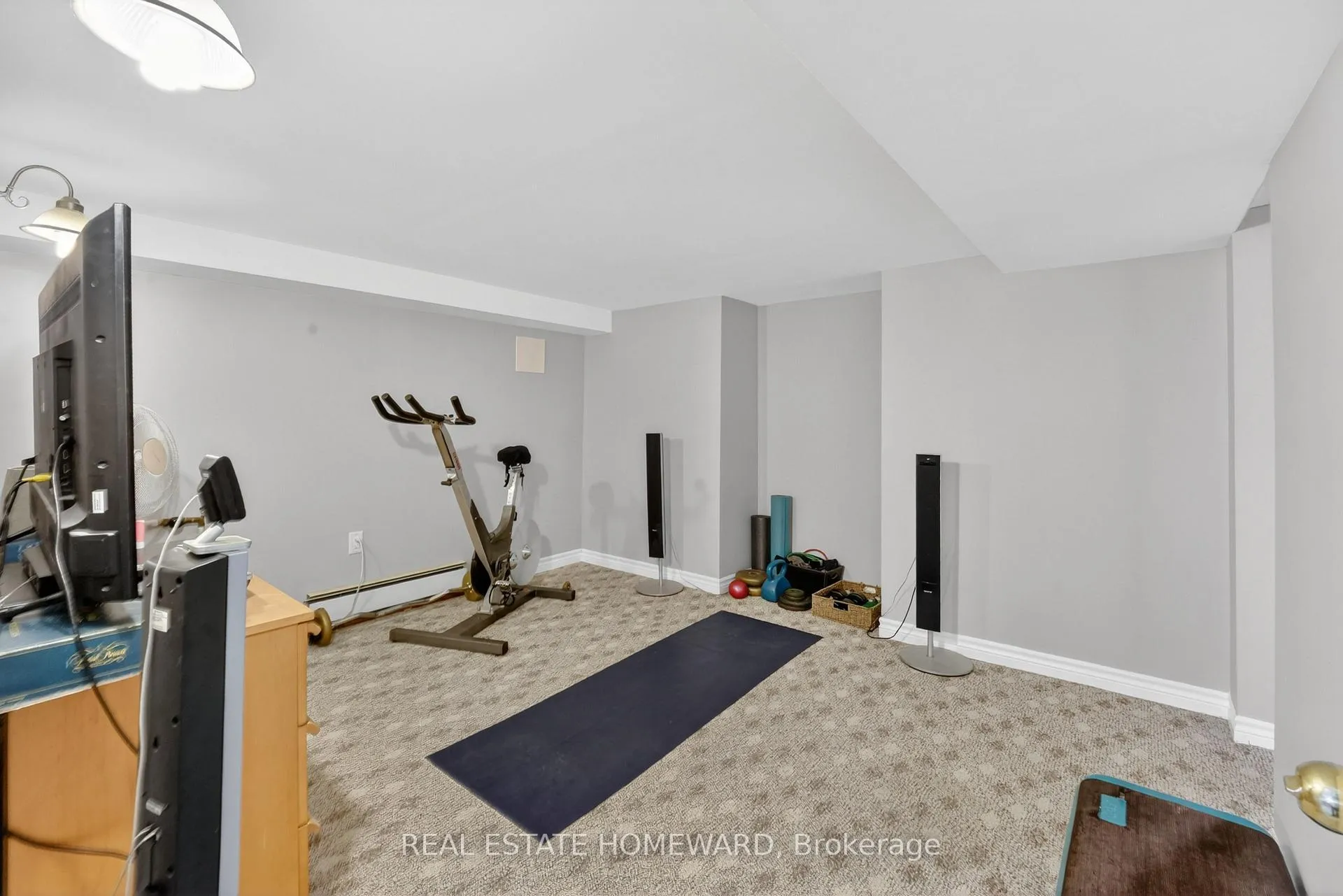 Photo 32 of 15 Bertha Avenue, Scarborough, Clairlea-Birchmount — HOMEH
