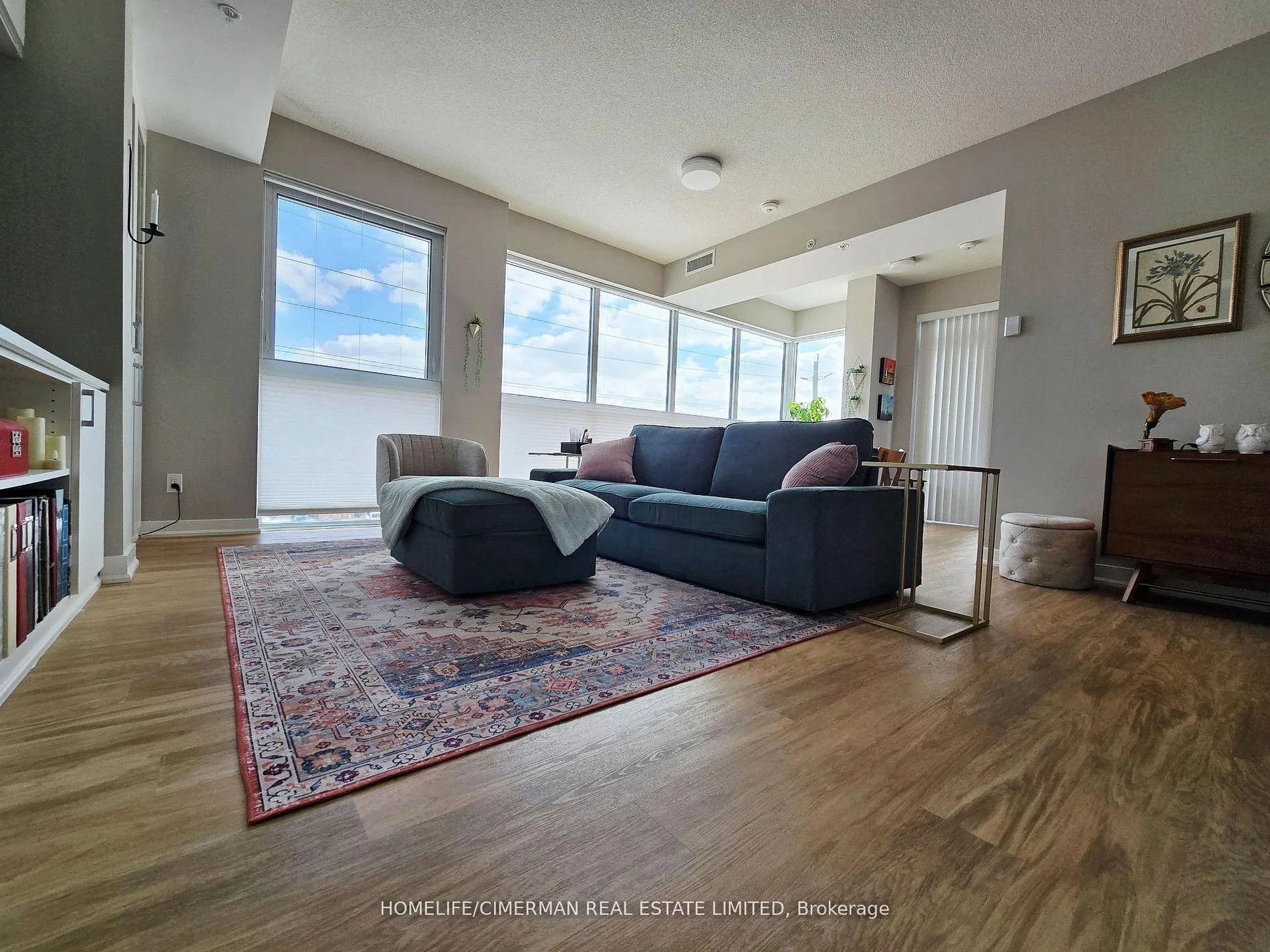 Photo 4 of Unit 314, 50 Ann Street, Caledon, Bolton West — HOMEH