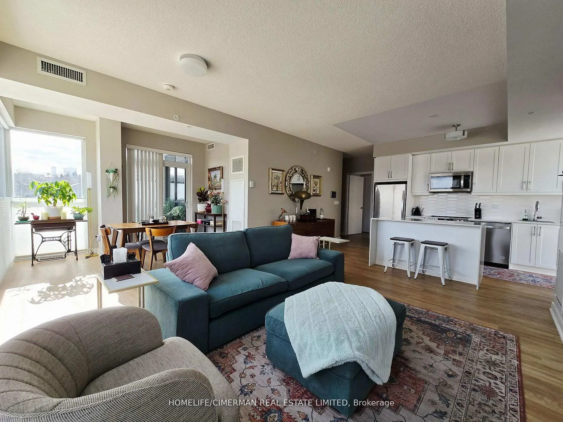 Photo 6 of Unit 314, 50 Ann Street, Caledon, Bolton West — HOMEH