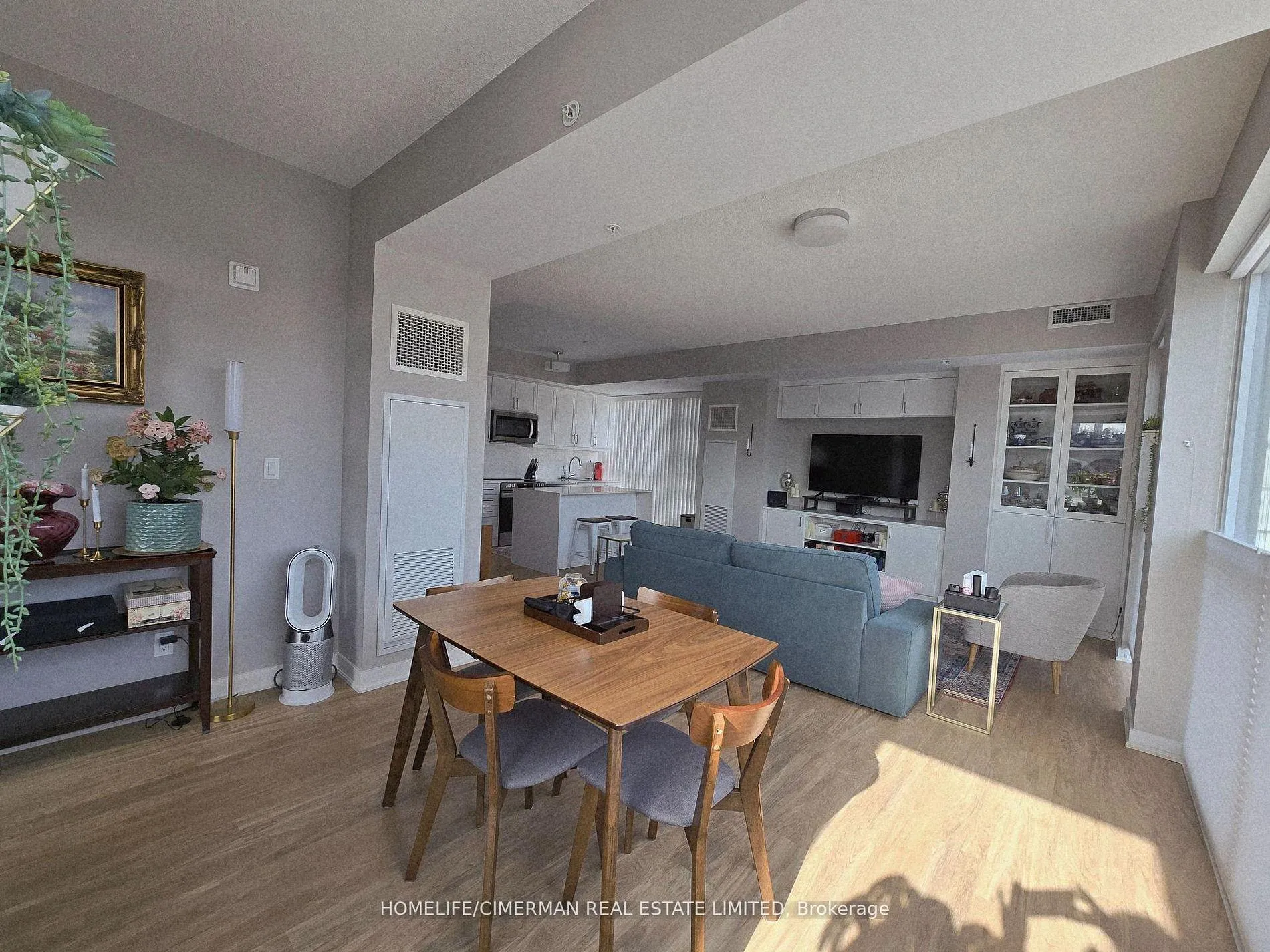 Photo 8 of Unit 314, 50 Ann Street, Caledon, Bolton West — HOMEH