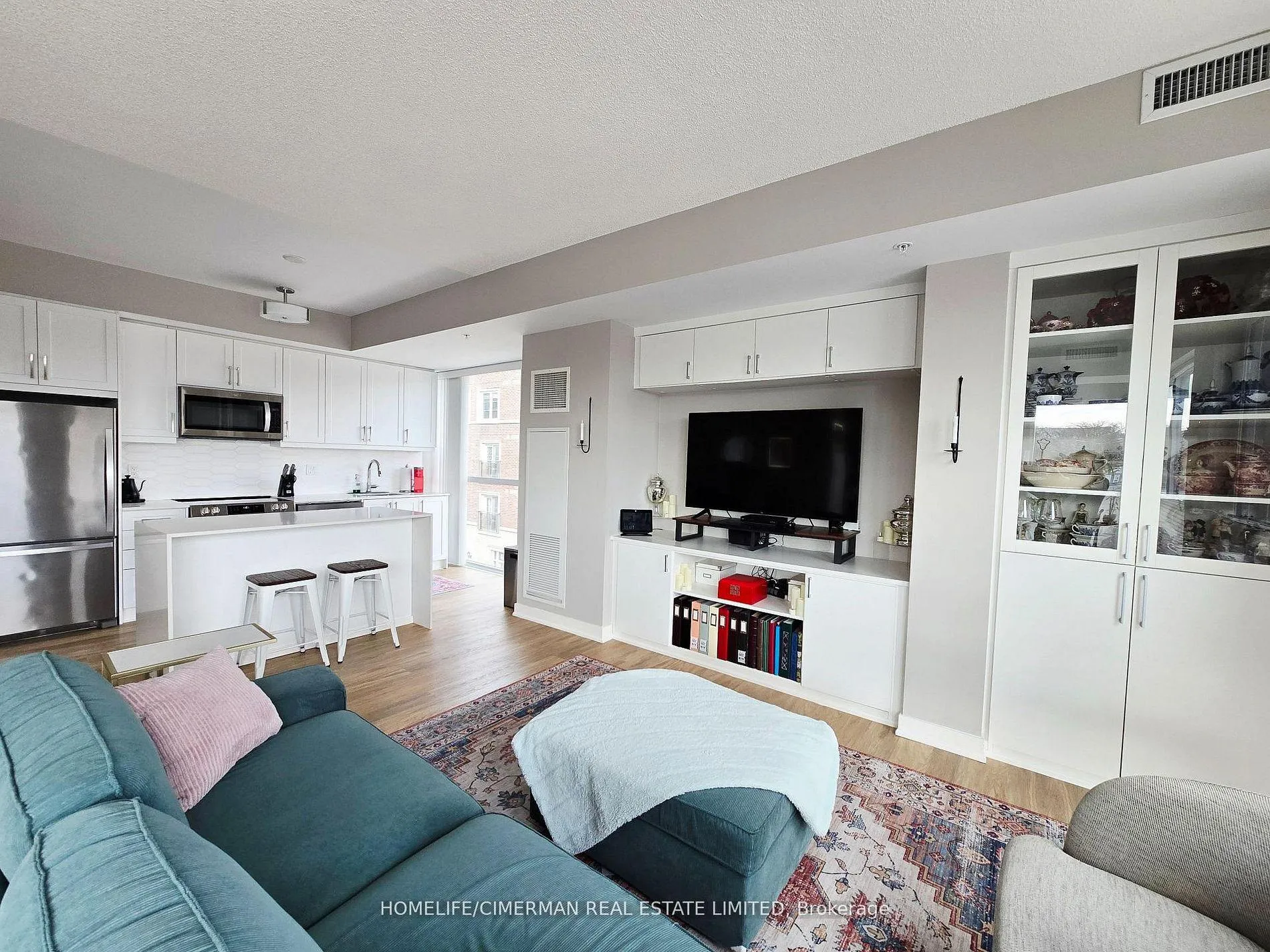 Photo 9 of Unit 314, 50 Ann Street, Caledon, Bolton West — HOMEH