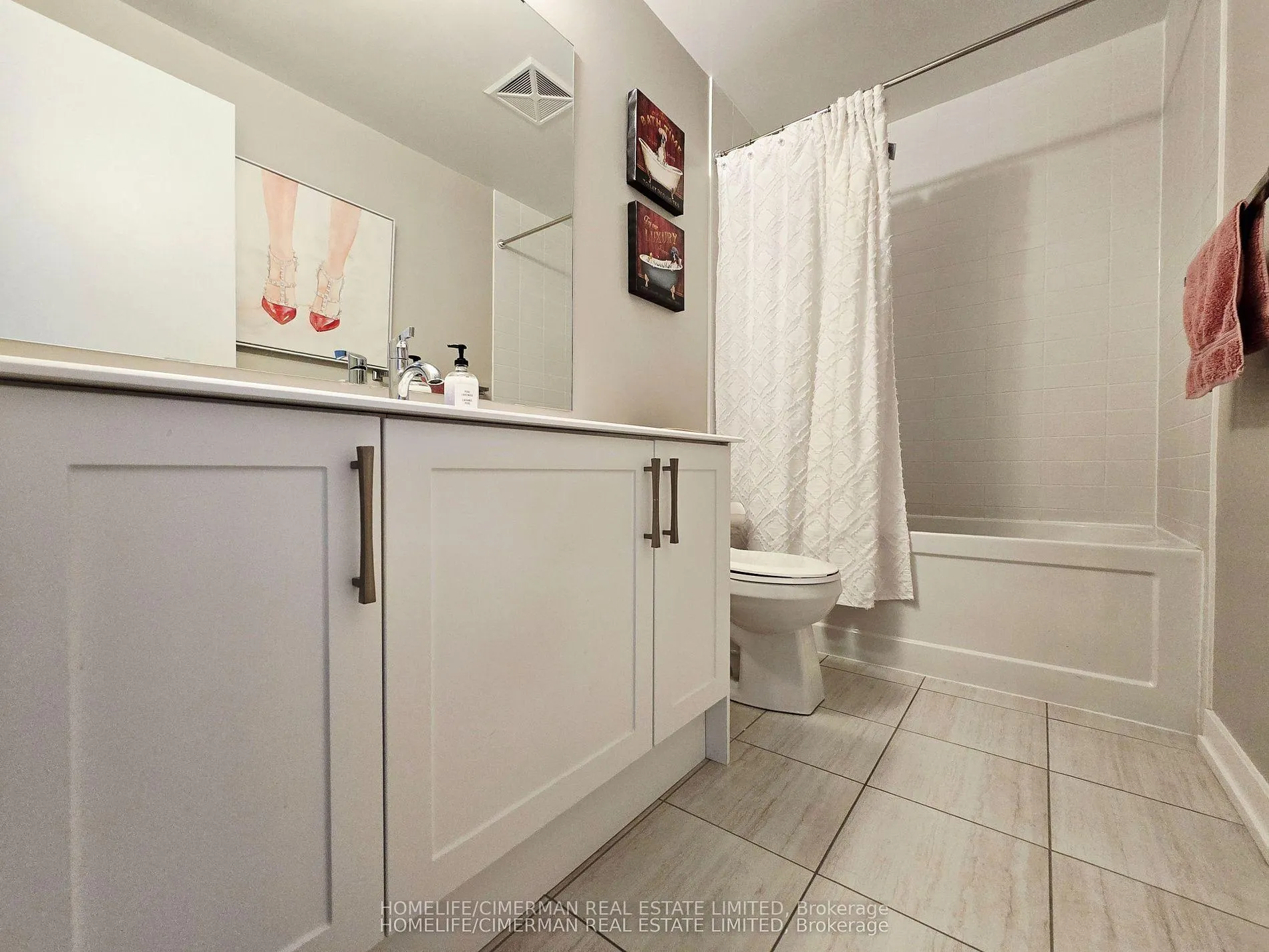 Photo 18 of Unit 314, 50 Ann Street, Caledon, Bolton West — HOMEH