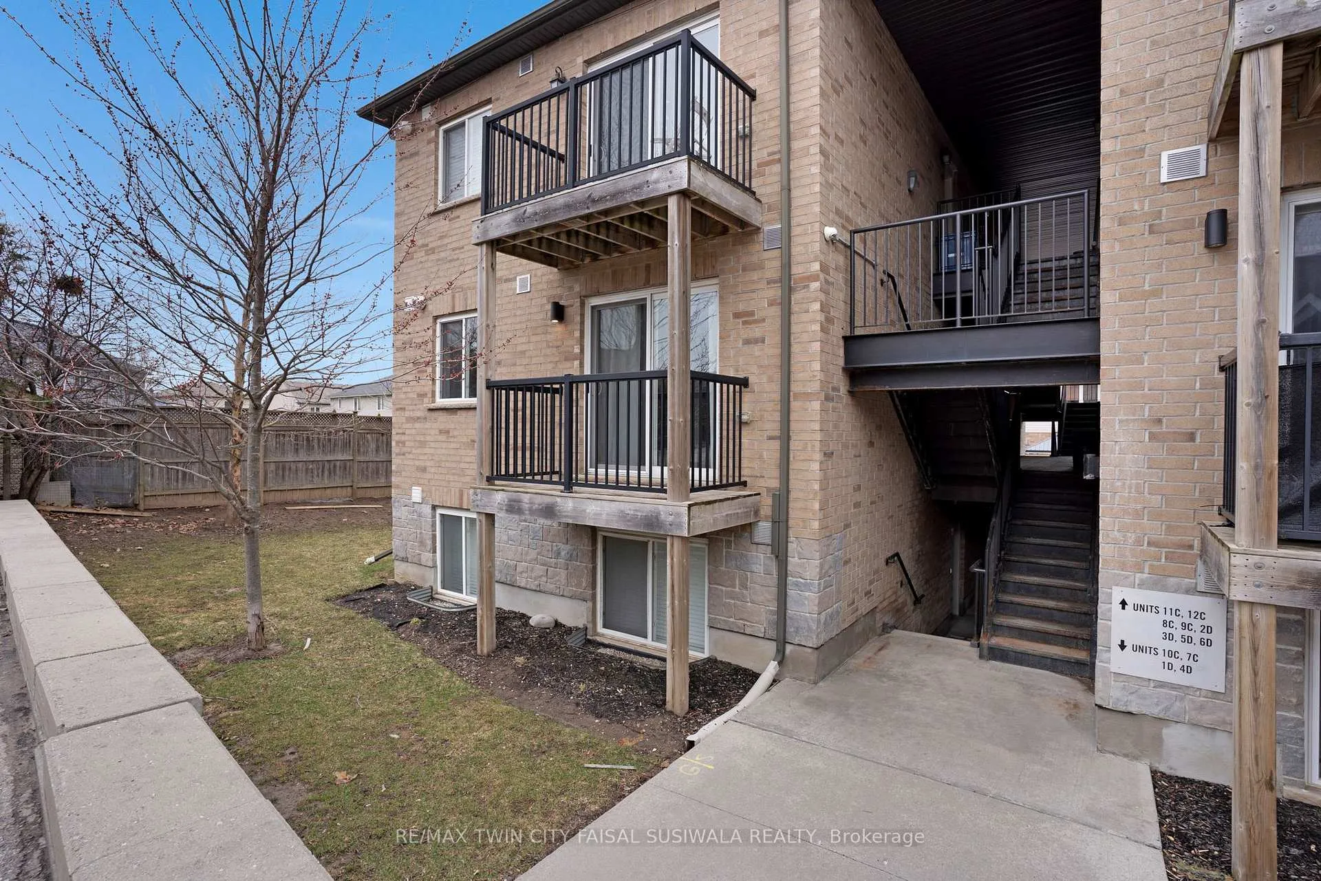 Photo 2 of Unit 5D, 185 Windale Crescent, Kitchener — HOMEH