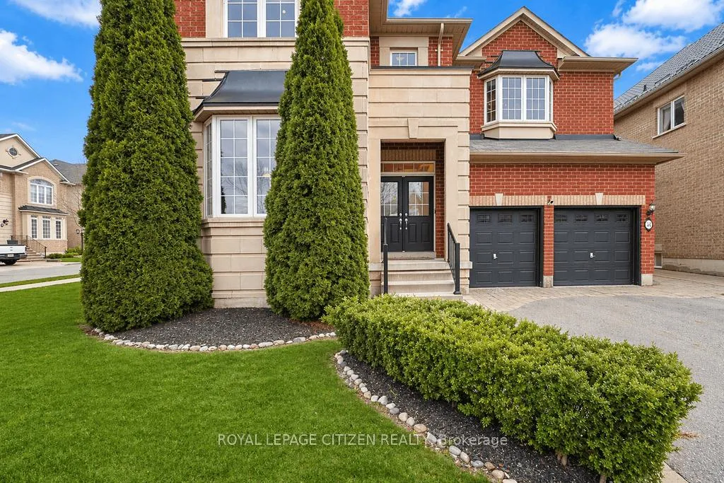 Photo 3 of 33 Tiglio Road, Vaughan, Vellore Village — HOMEH