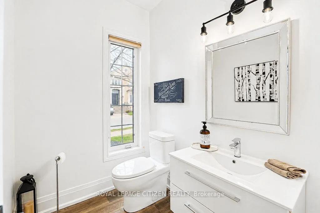 Photo 18 of 33 Tiglio Road, Vaughan, Vellore Village — HOMEH