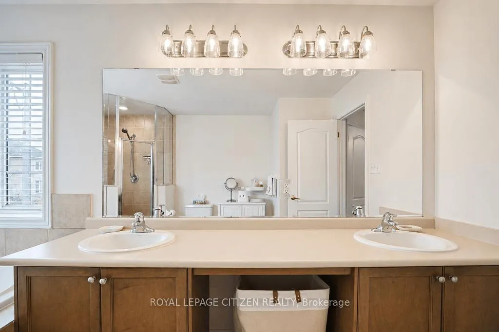 Photo 25 of 33 Tiglio Road, Vaughan, Vellore Village — HOMEH