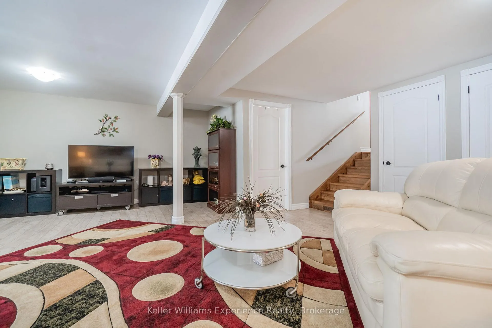 Photo 30 of 201 Bayfield Avenue, Midland — HOMEH