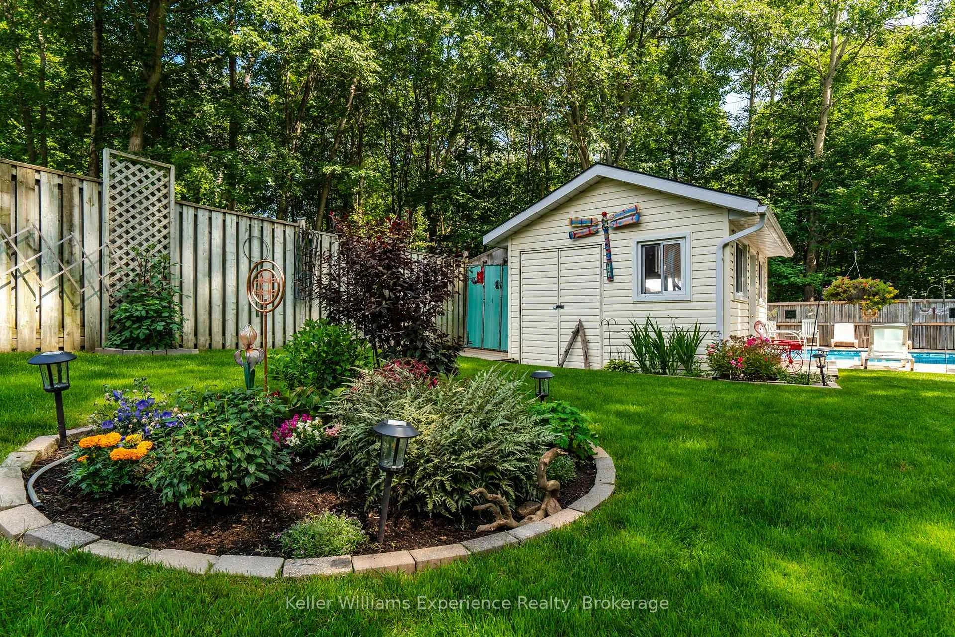 Photo 50 of 201 Bayfield Avenue, Midland — HOMEH