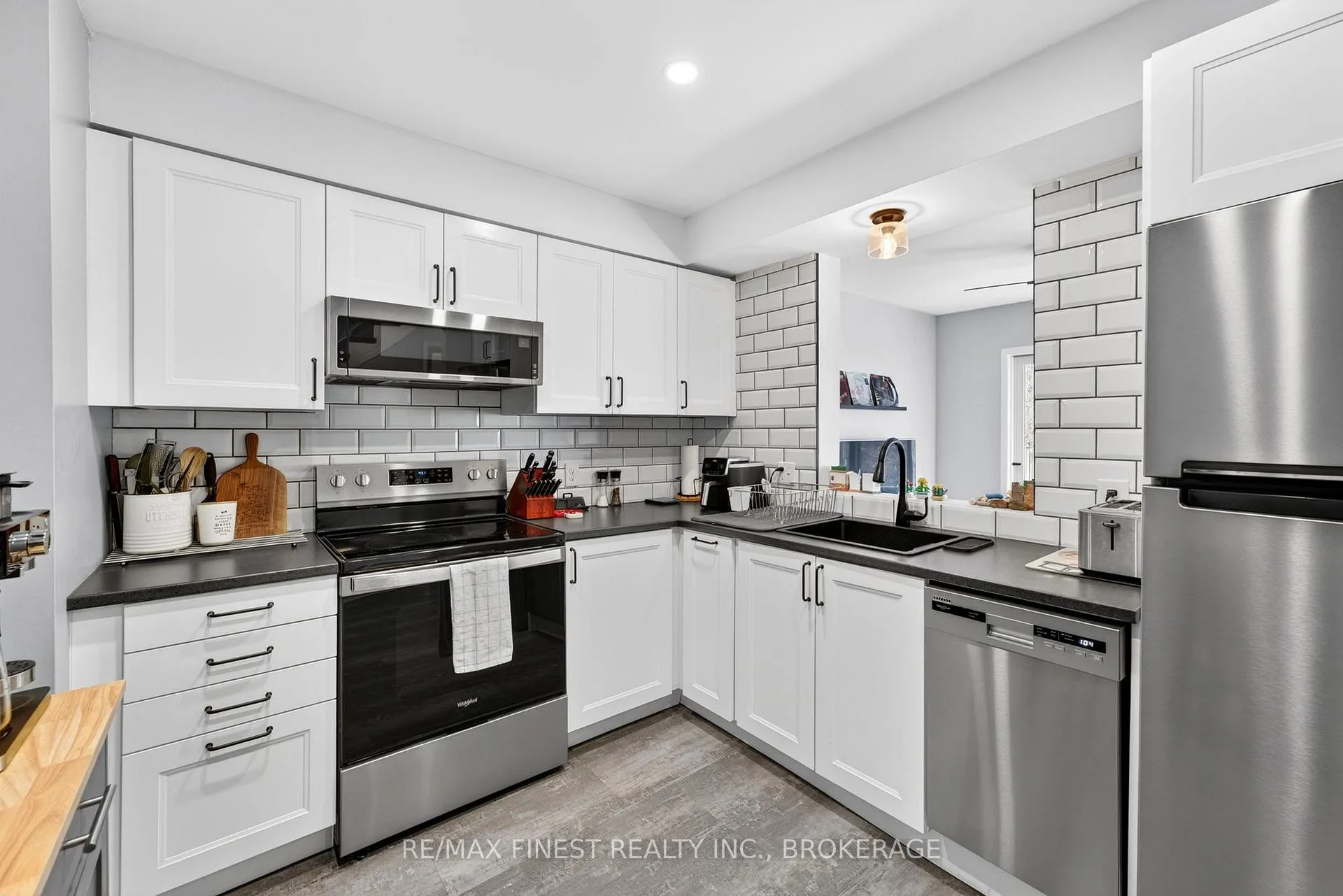 Photo 10 of 282 Vanguard Court, Kingston, East Gardiners Rd — HOMEH