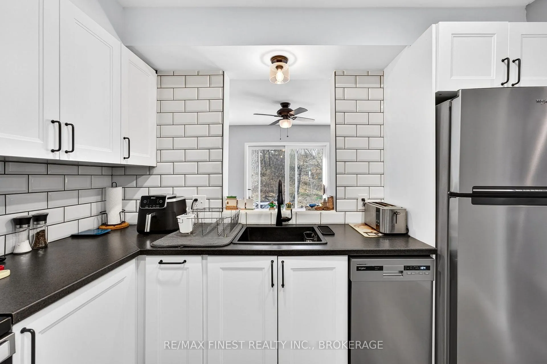 Photo 11 of 282 Vanguard Court, Kingston, East Gardiners Rd — HOMEH