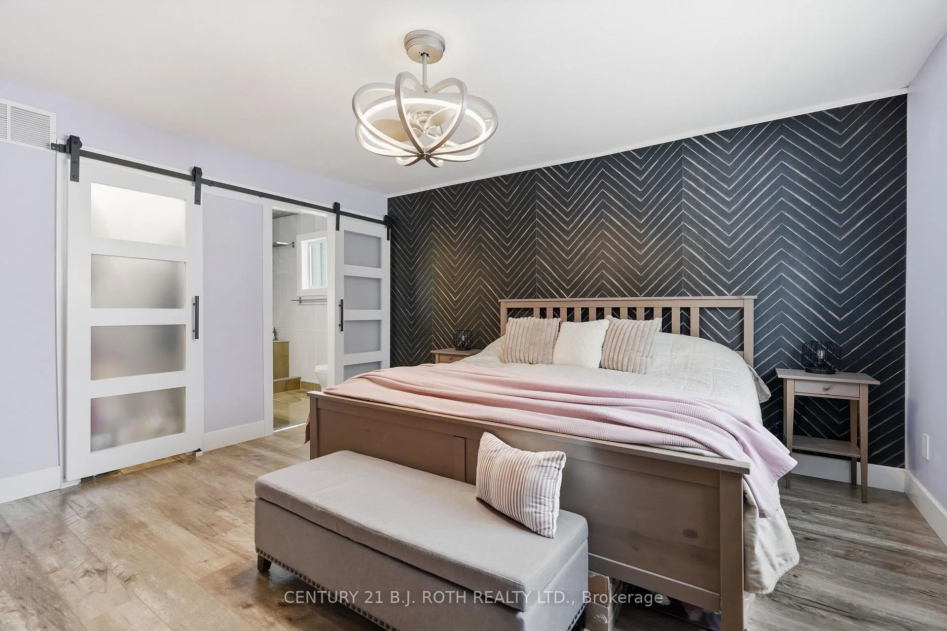 Photo 17 of 64 Royal Beech Drive, Wasaga Beach — HOMEH