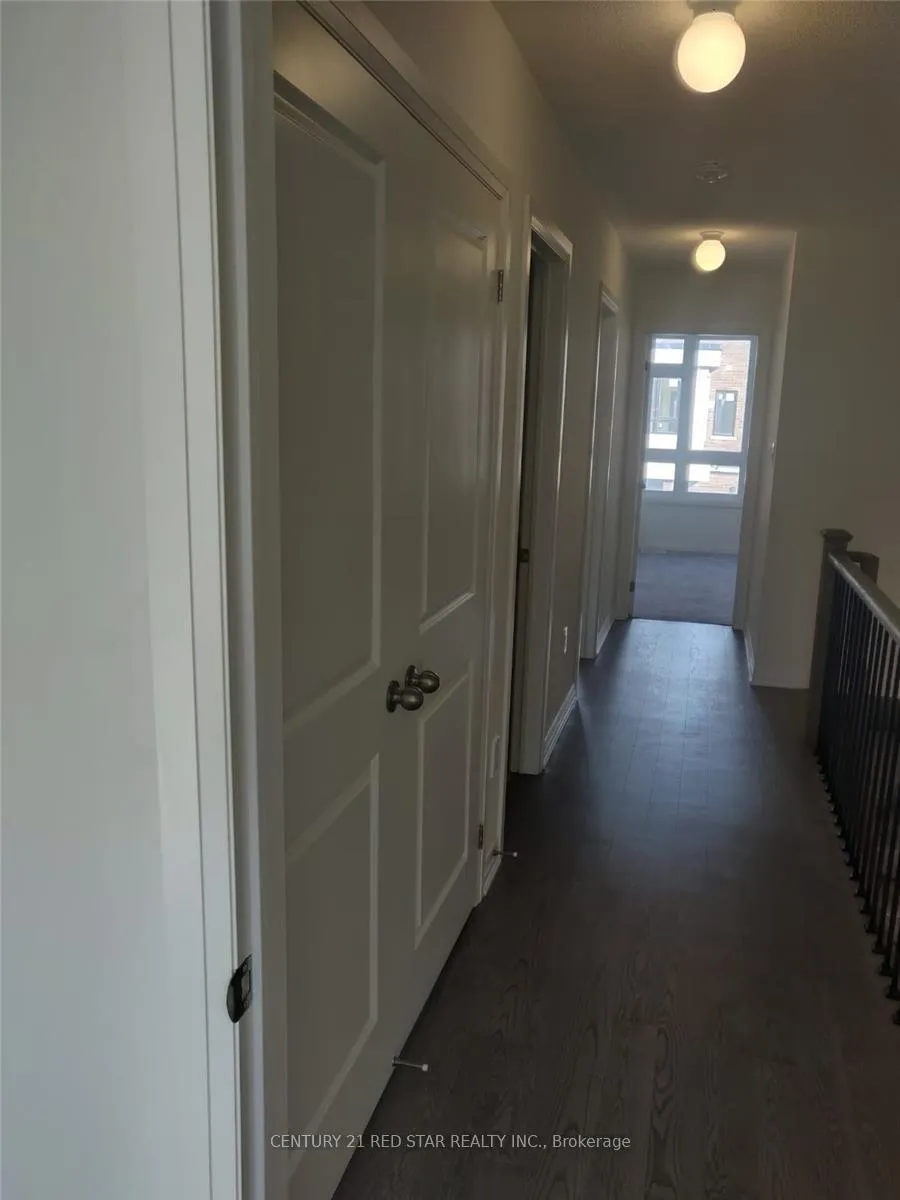 Photo 2 of 35 Bradley Avenue, Hamilton, Binbrook — HOMEH