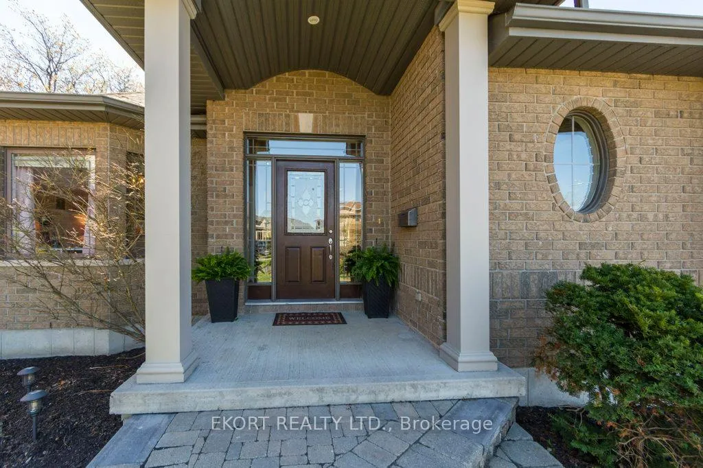 Photo 2 of 12 Hunter Place, Belleville, Belleville Ward — HOMEH