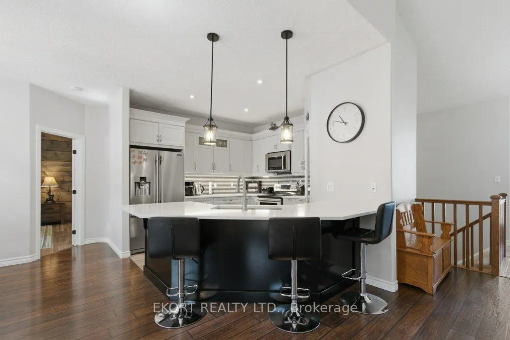 Photo 8 of 12 Hunter Place, Belleville, Belleville Ward — HOMEH