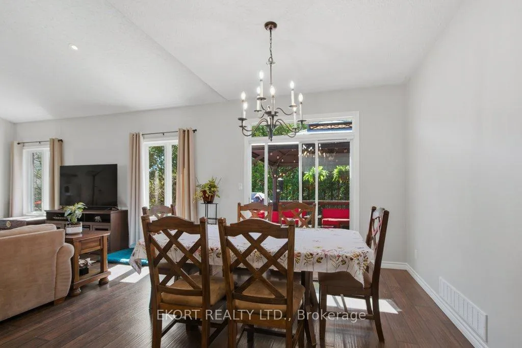 Photo 12 of 12 Hunter Place, Belleville, Belleville Ward — HOMEH