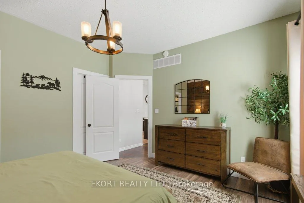 Photo 15 of 12 Hunter Place, Belleville, Belleville Ward — HOMEH