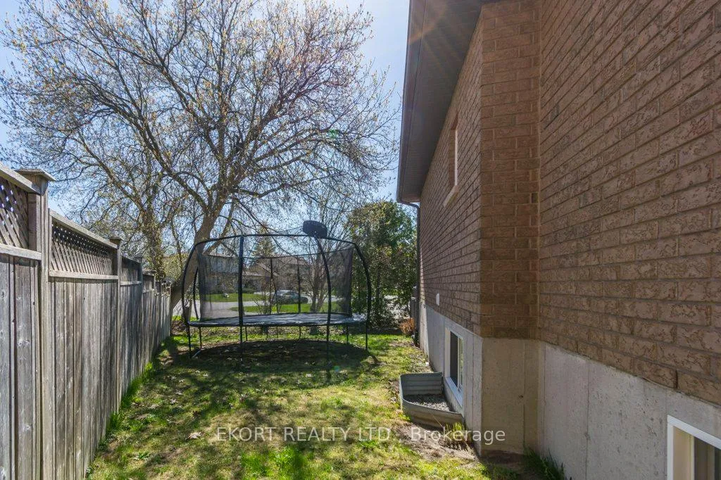 Photo 30 of 12 Hunter Place, Belleville, Belleville Ward — HOMEH