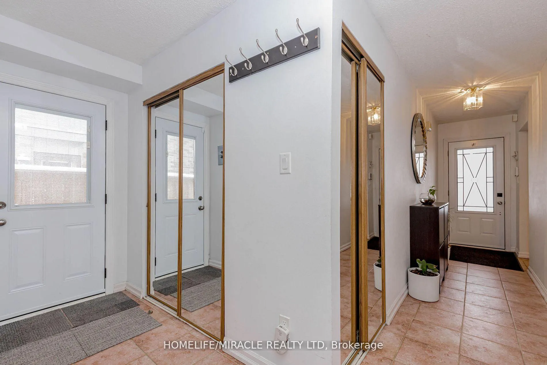 Photo 15 of 32 Langston Drive, Brampton, Madoc — HOMEH